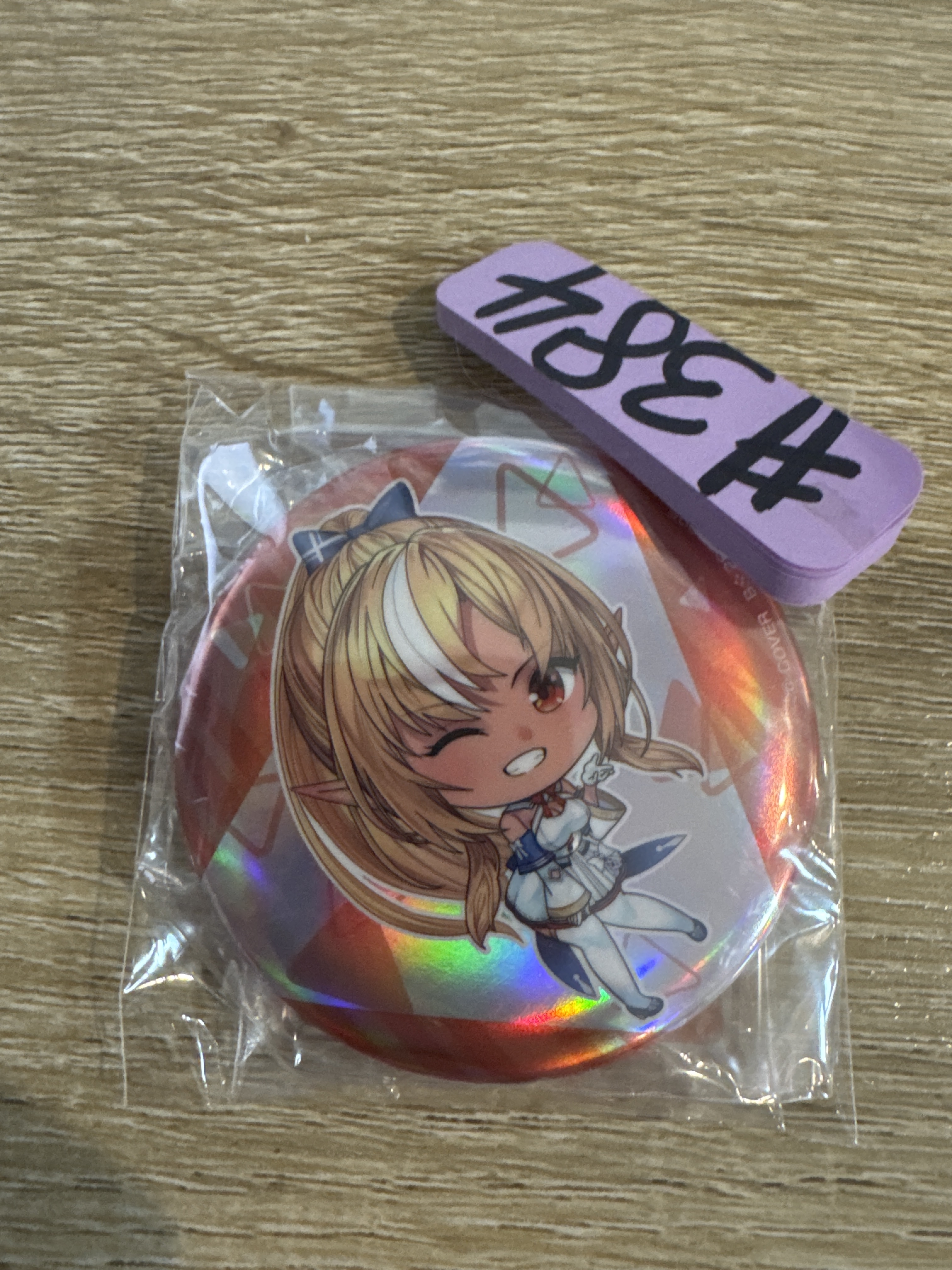 HOLOLIVE FLARE  襟章 立牌 #384