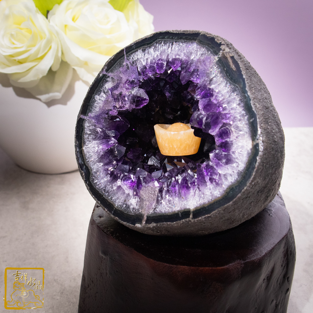 烏拉圭紫水晶洞2kg 四季進財【吉祥水晶專賣店】