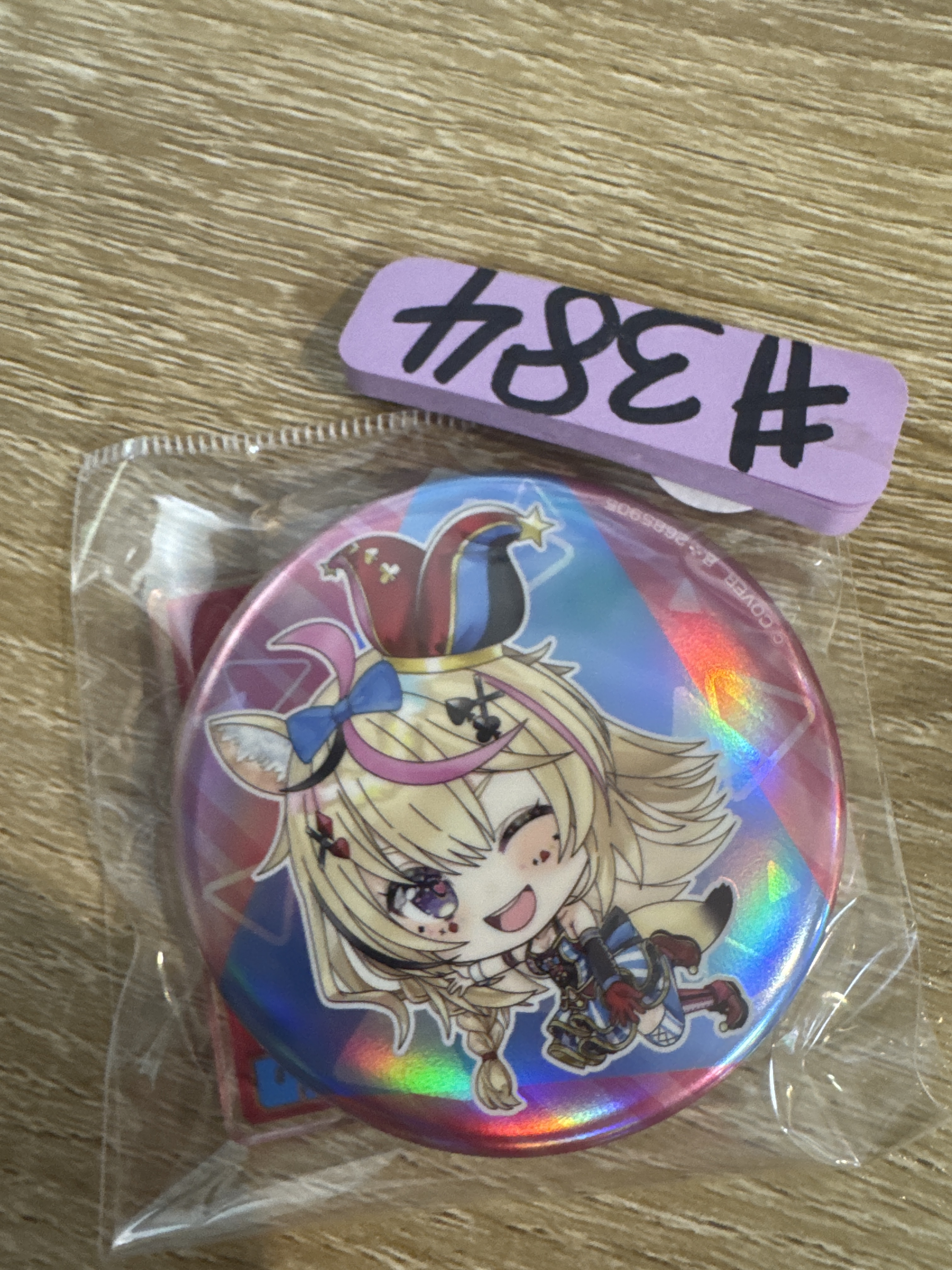 HOLOLIVE POLKA 襟章 立牌 #384