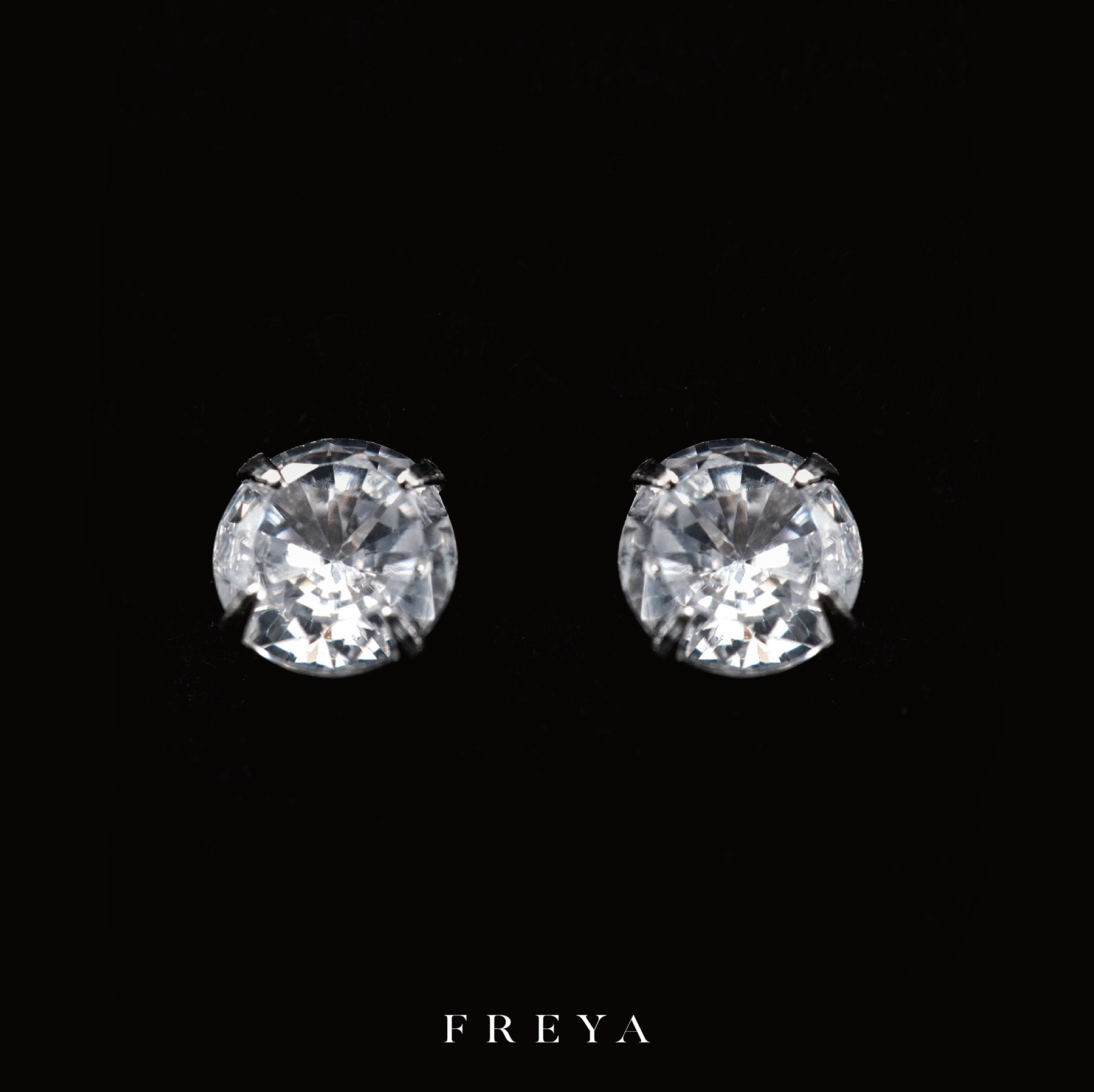 FREYA 一克拉單鑽耳釘