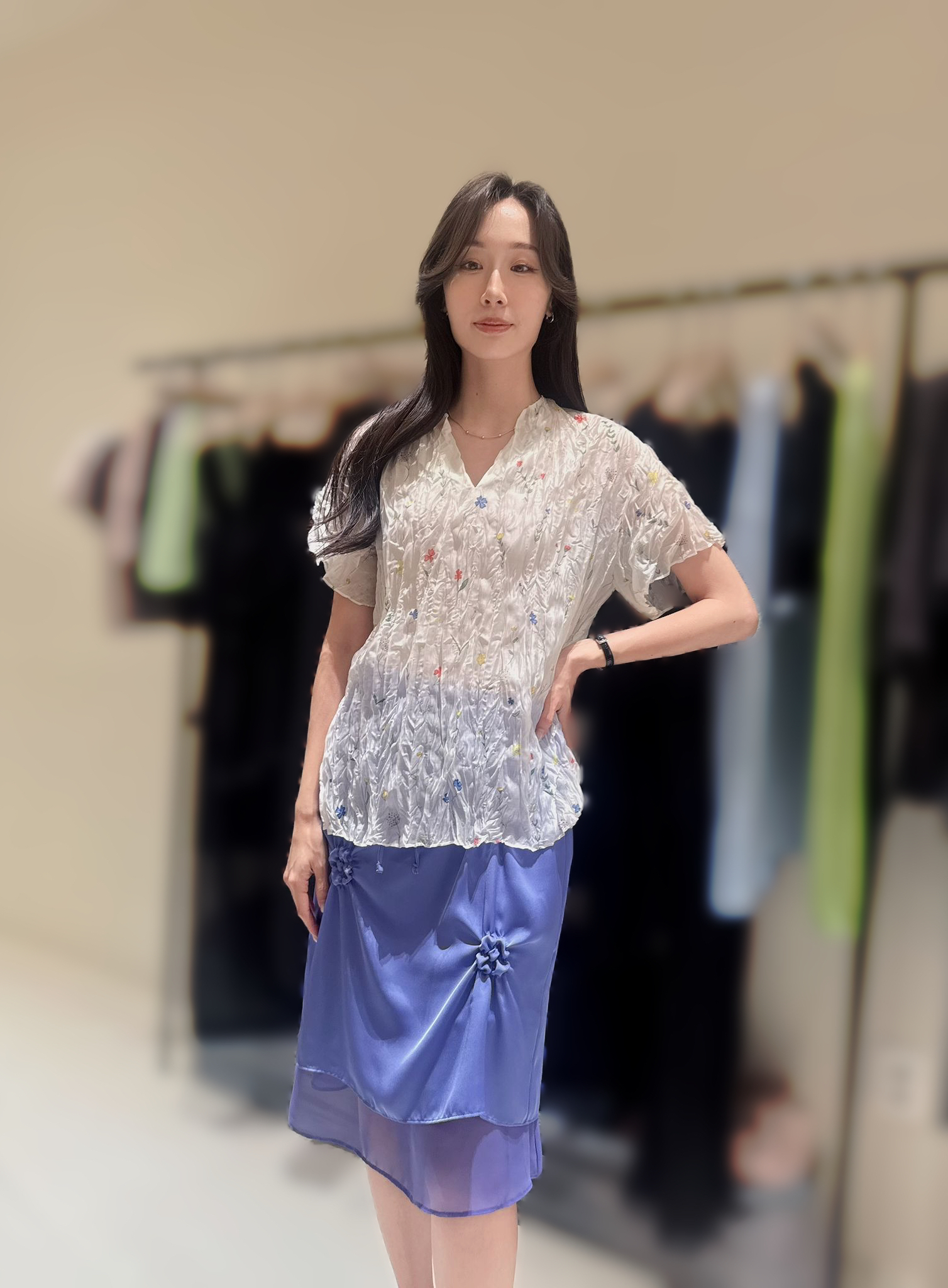 BN08 胸49 長25 $529 (一口價)