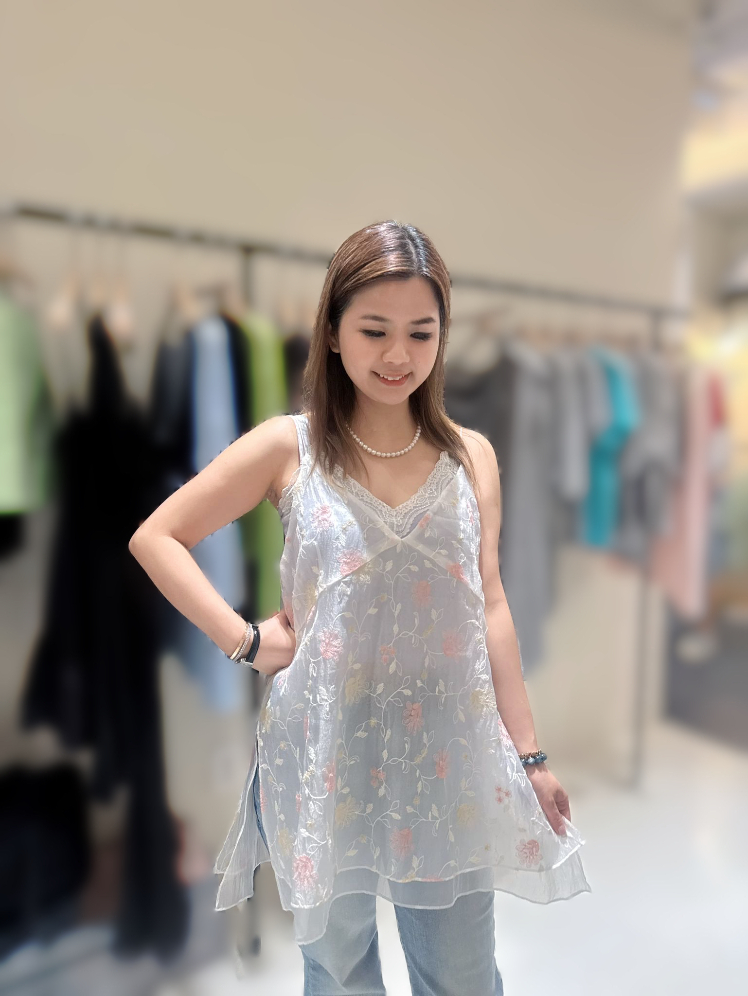 BN10 可兩面穿 胸39 長29 $639 (一口價)