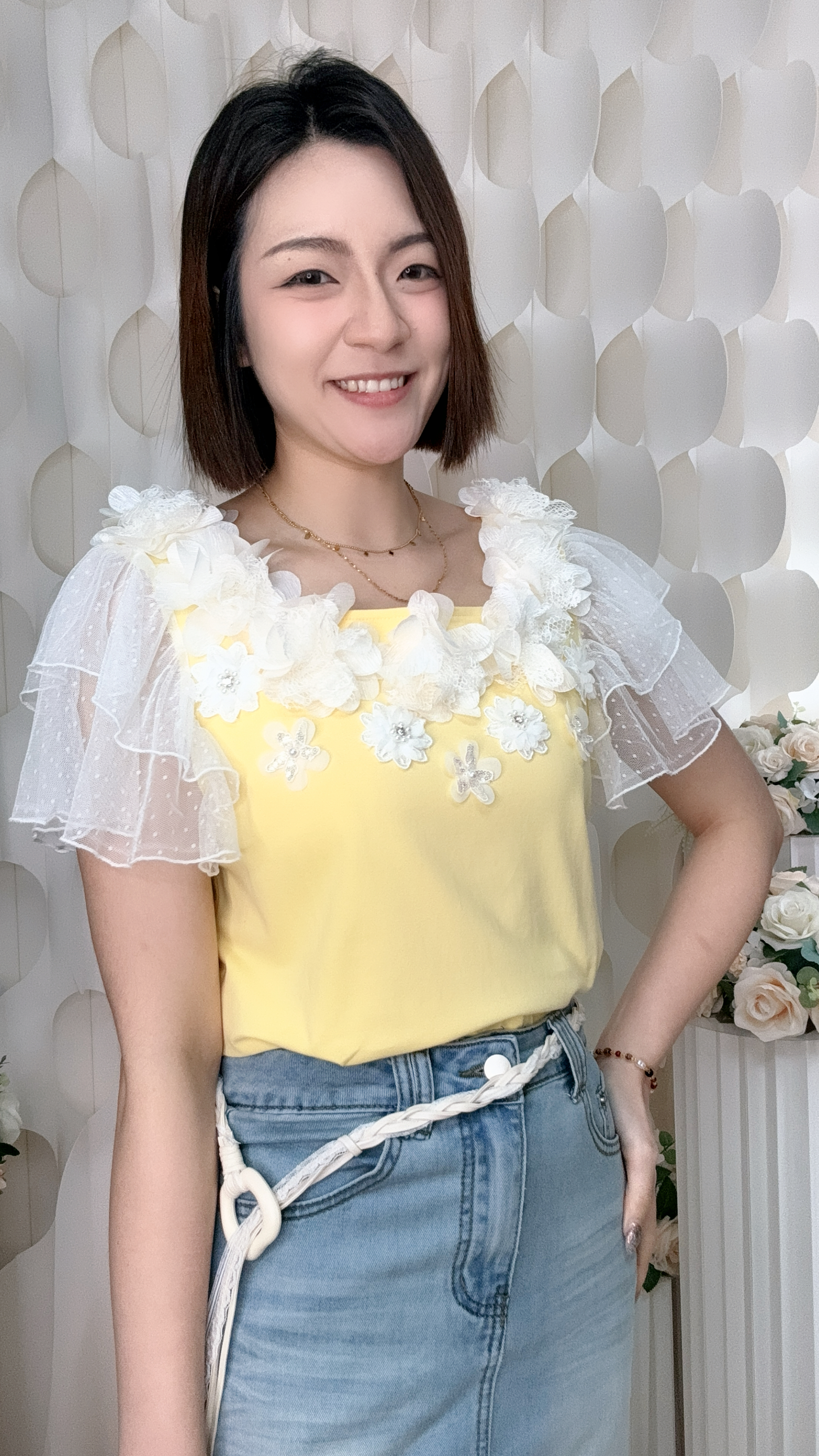 立體花花拼蕾絲袖棉質上衣(胸38-46 腰34-42 長23吋) LA26147 #0906clo