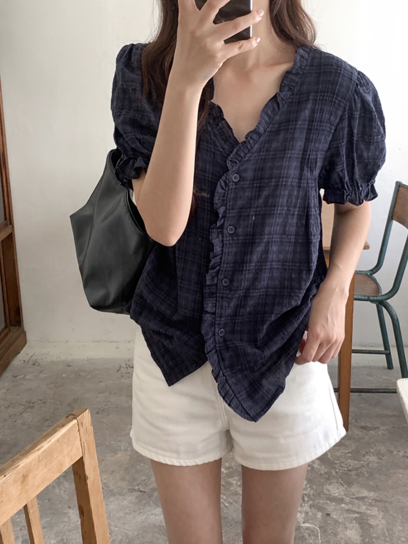 #228N765 沉穩日調，褶褶邊短袖Blouse