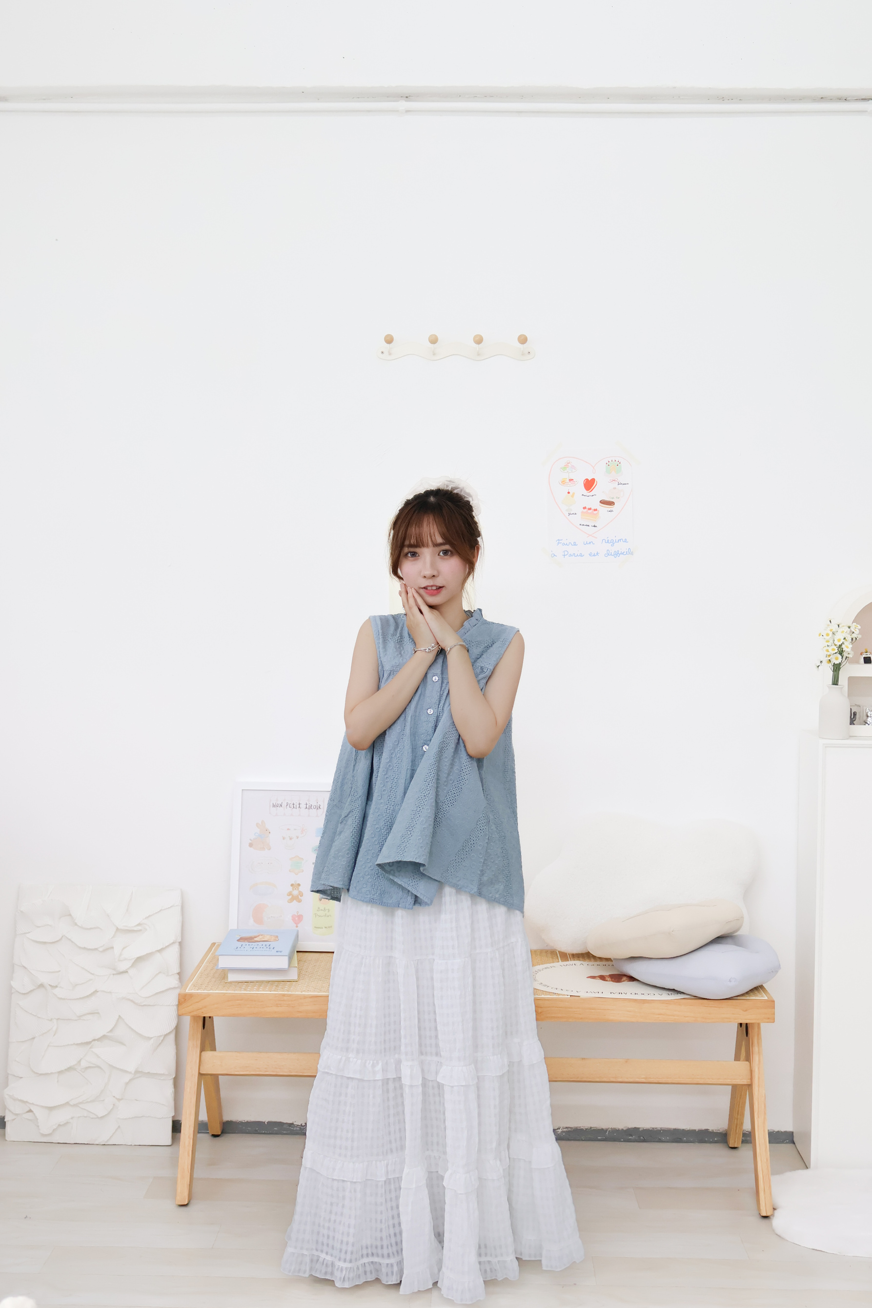 超細緻花花傘型背心 · 3色入