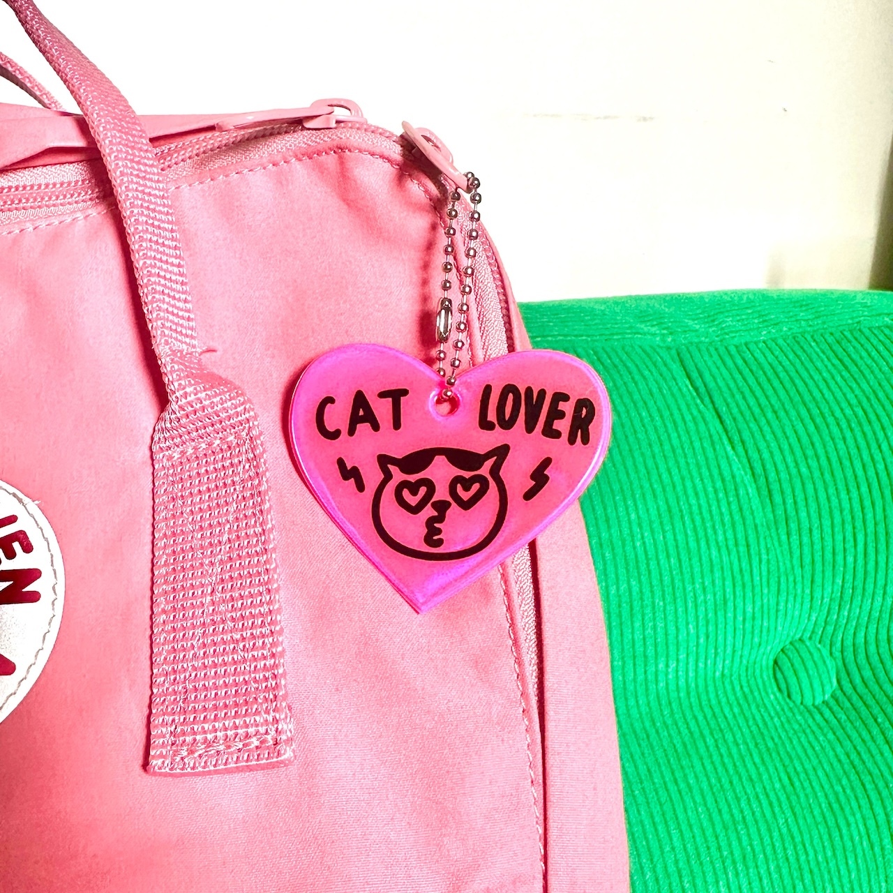 CAT LOVER 貓派 螢光粉 反光吊飾 ｜superB studio