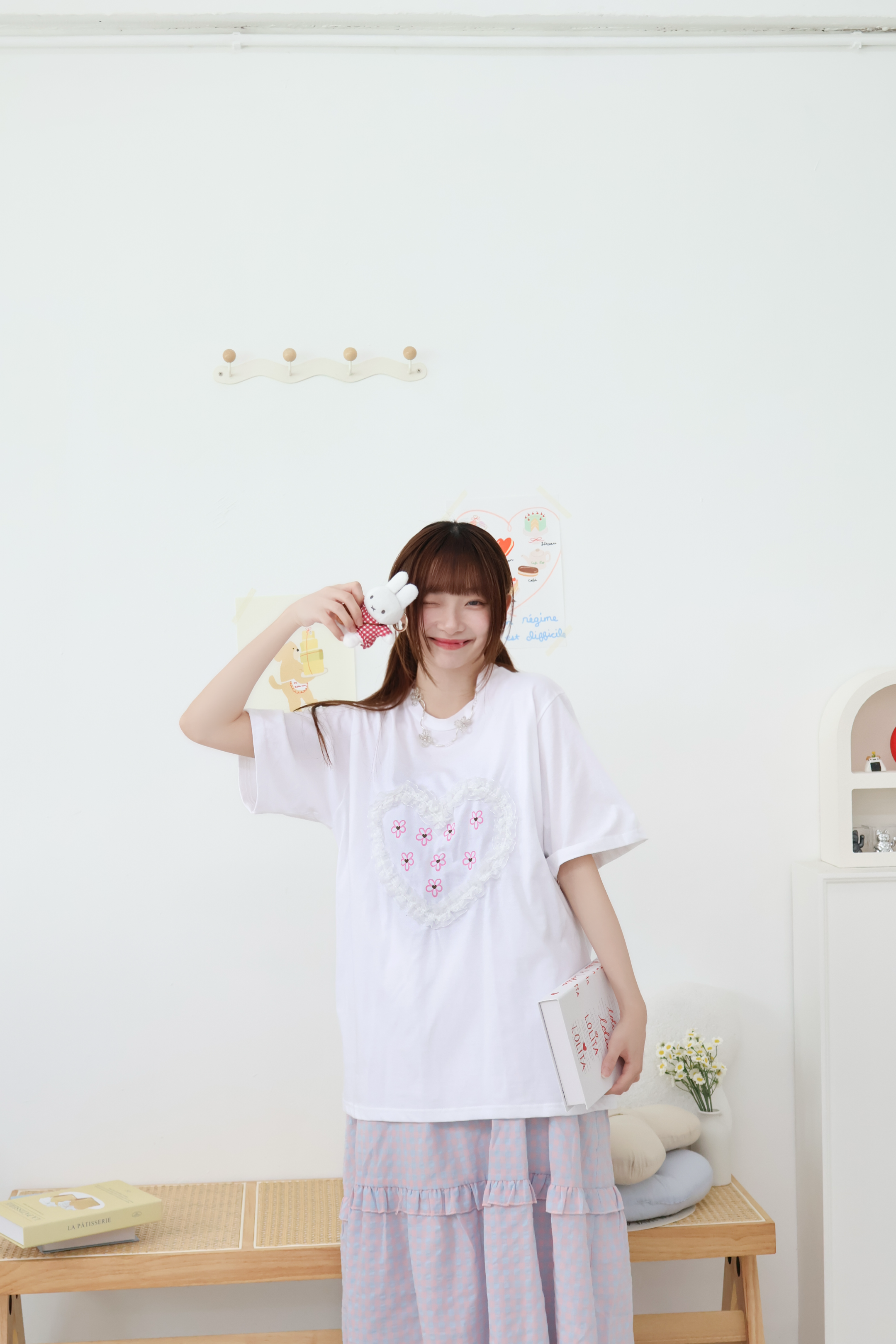 蕾絲心心小花Oversize Tee · 2色入