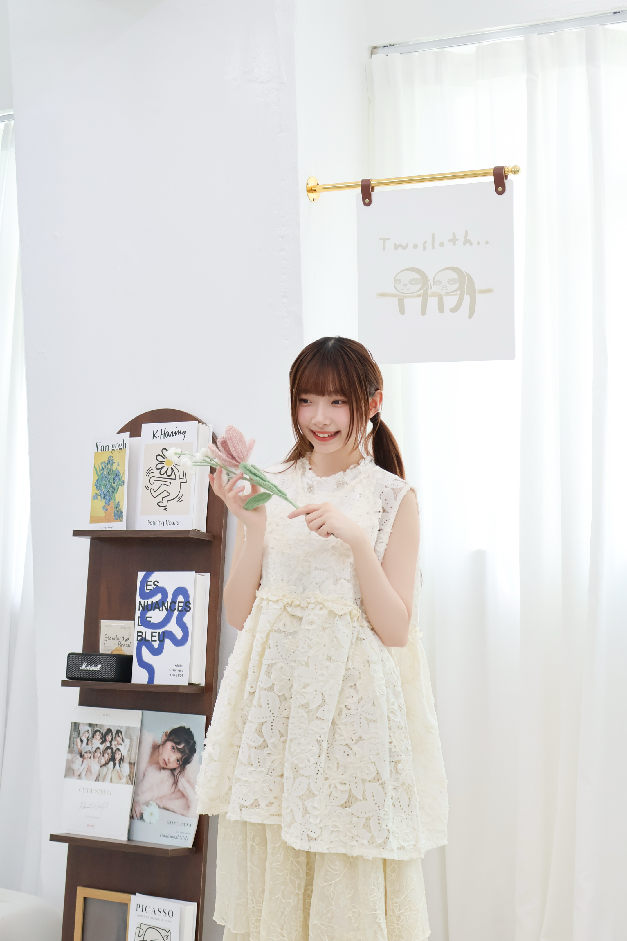 重疊立體花花寛鬆背心 · 2色入