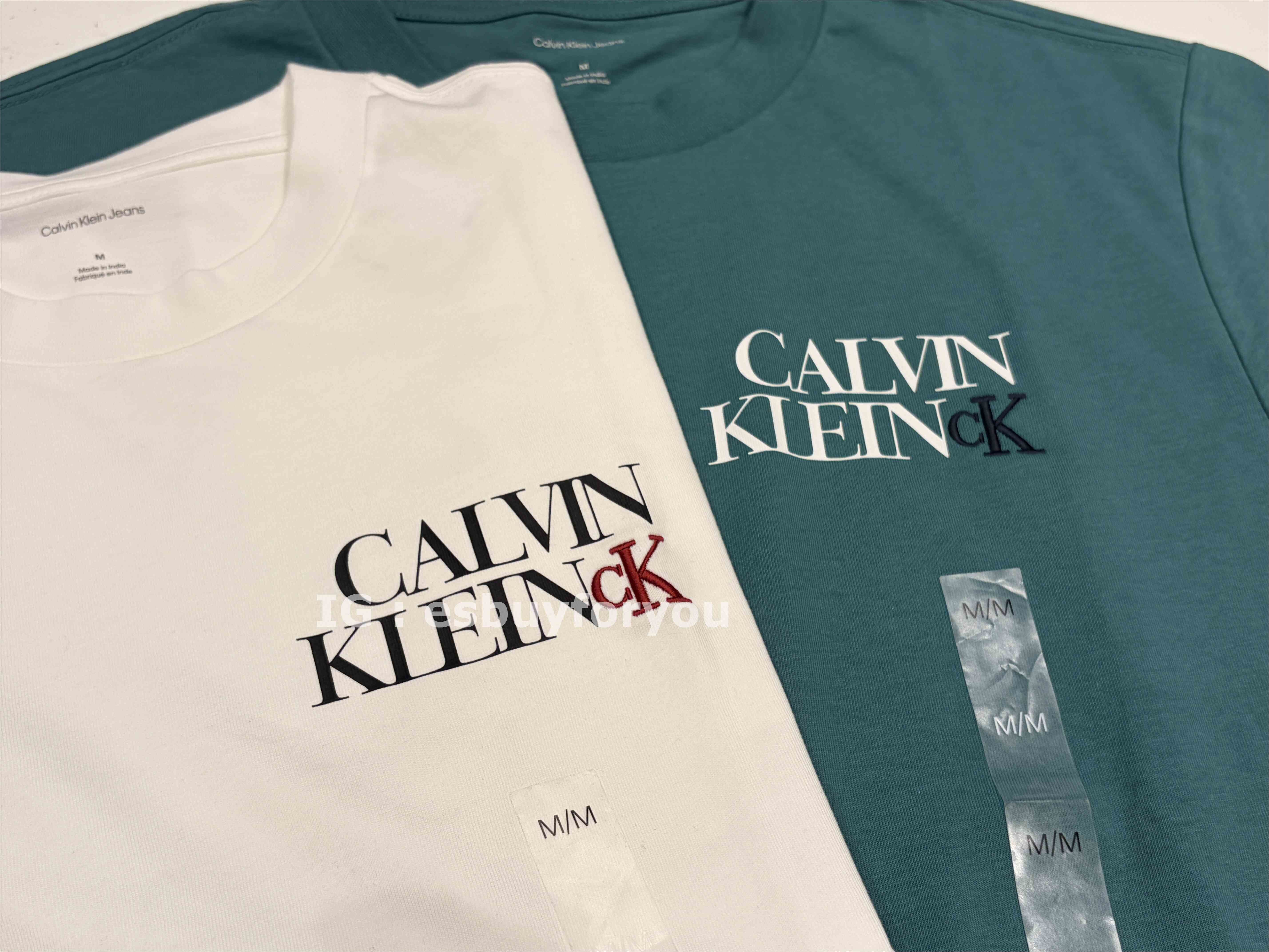 CK 男大人 小厚磅 胸前刺繡小CK 短TEE (2色)