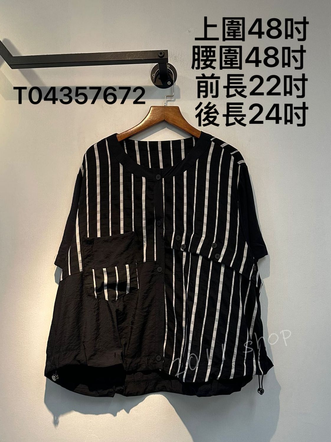 透薄條紋寬鬆TOP  上圍48吋 腰圍48吋  前長22吋 後長24吋  T04357672