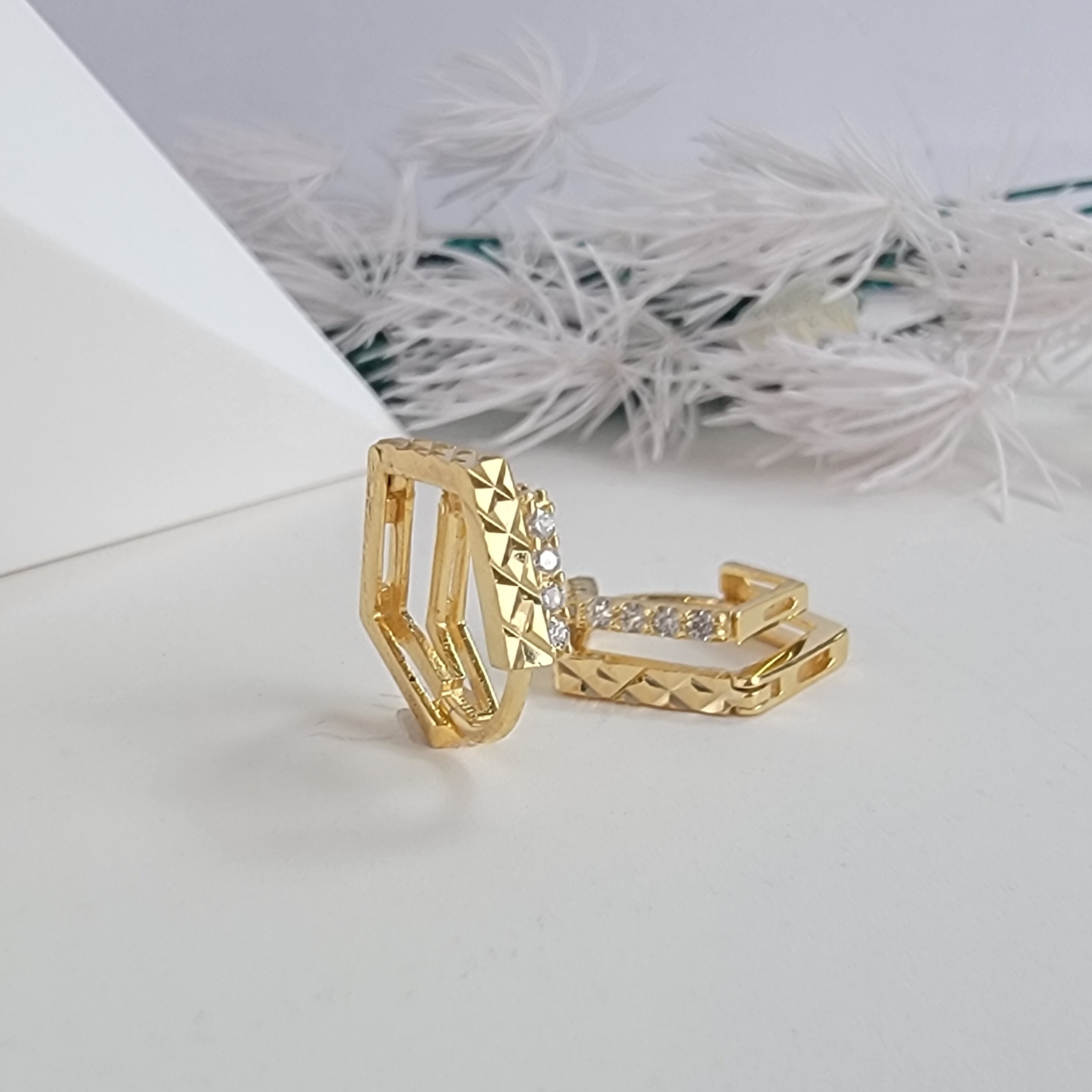 【me.luxe】SV五角雙晶鋯石耳環
