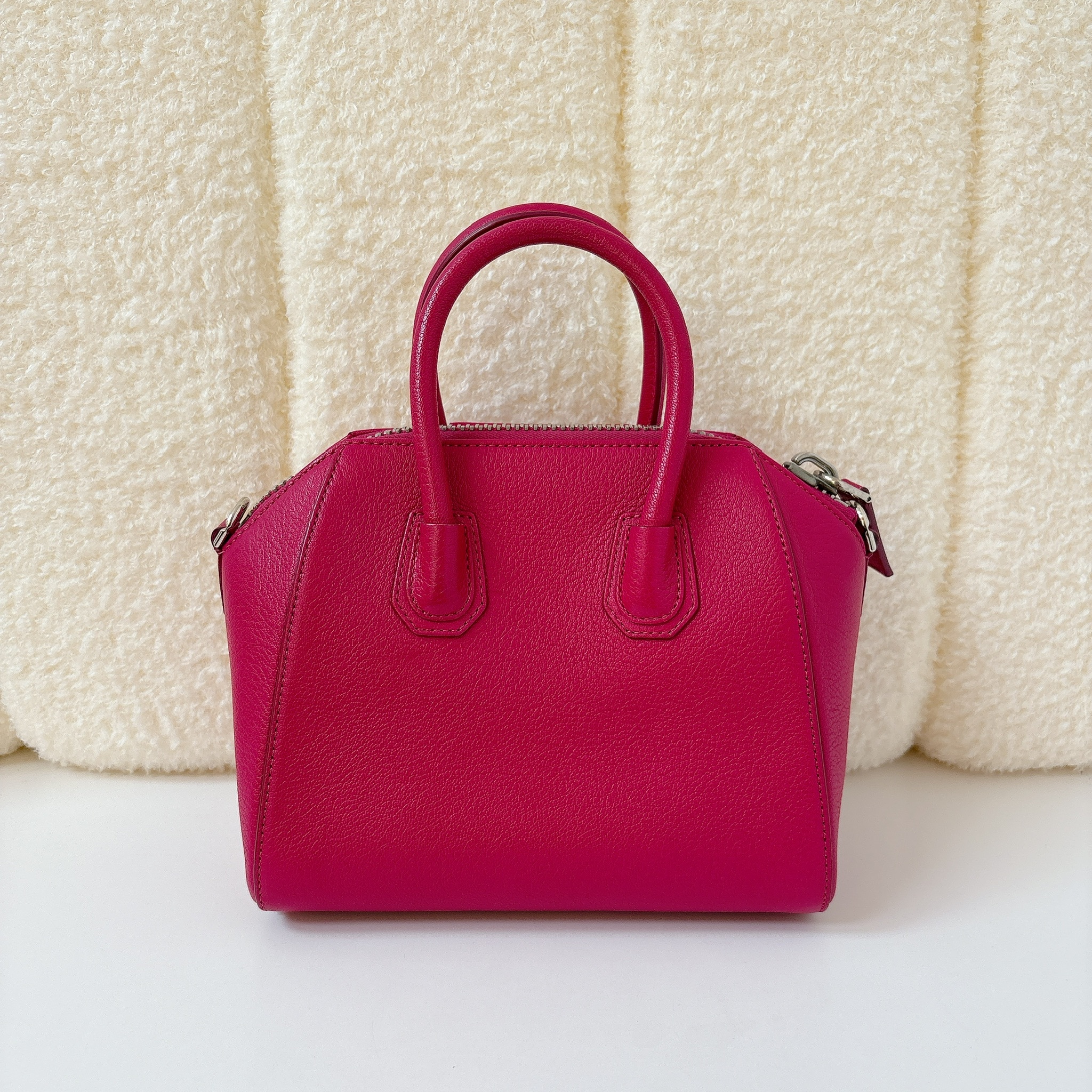 Givenchy Antigona Mini - Fuchsia / Silver