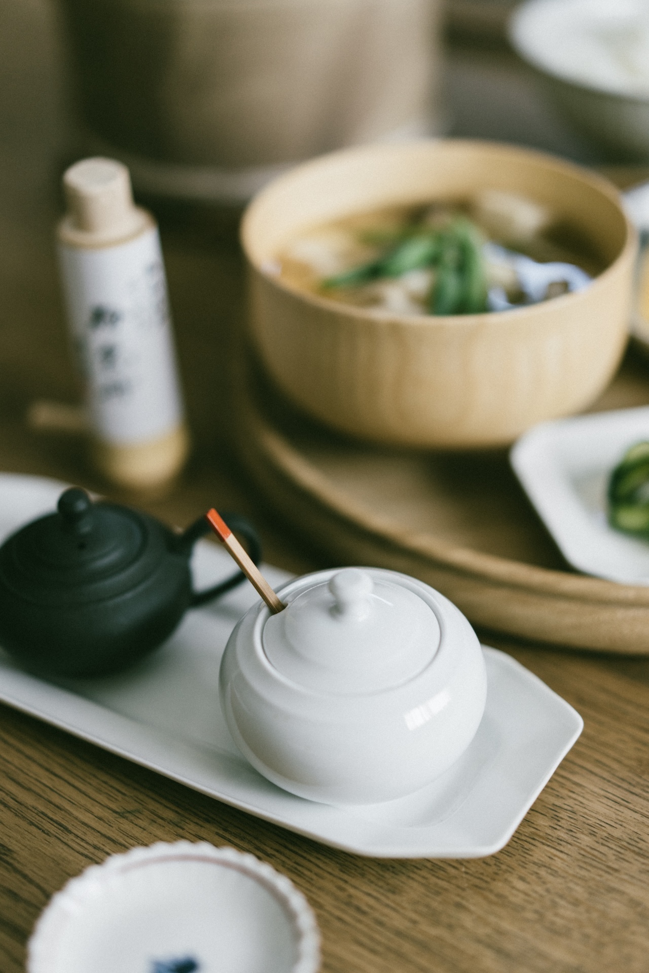 東屋白磁藥味罐／調味料罐