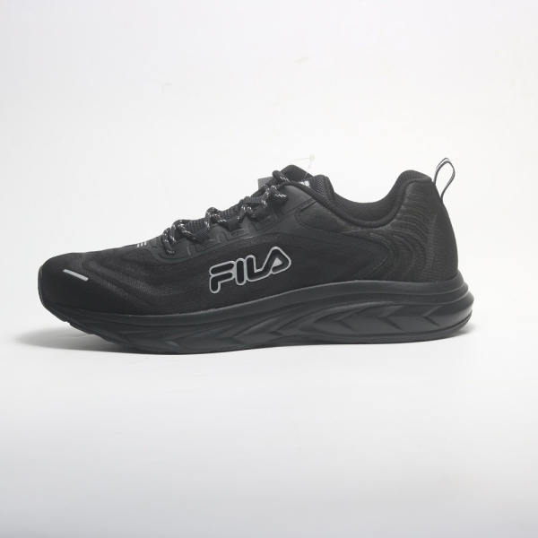 【下殺↘$990】FILA 慢跑鞋 全黑 經典LOGO 輕量 運動鞋 男 1J925X000