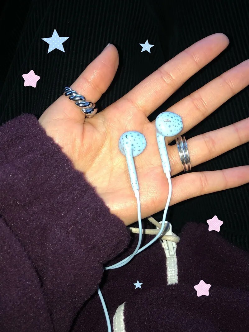 <韓女都在戴的漂亮耳機✨>Rei 同款⭐Almost Blue 有線耳機 USB C
