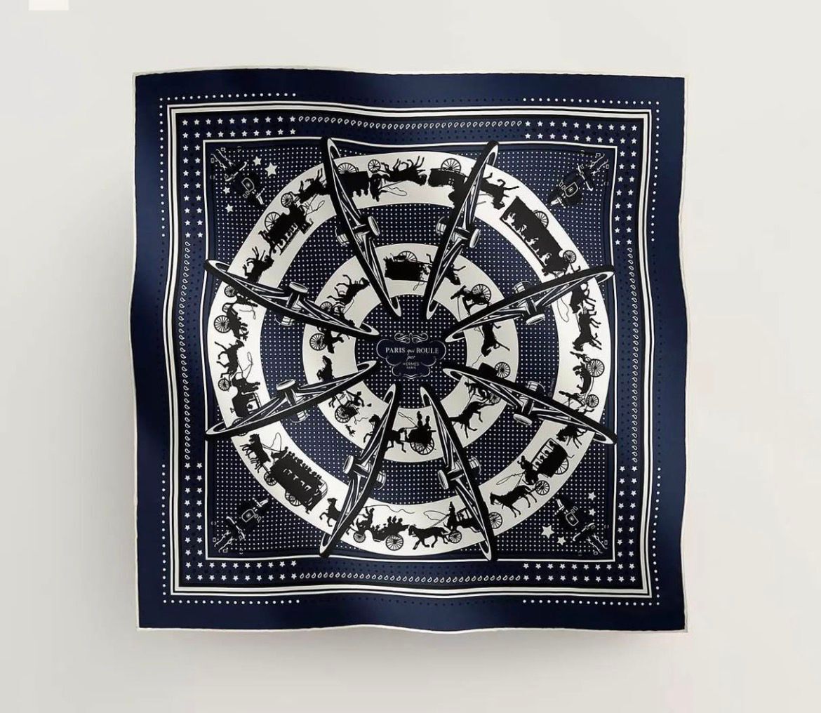 Paris qui roule 55 scarf  100%soie