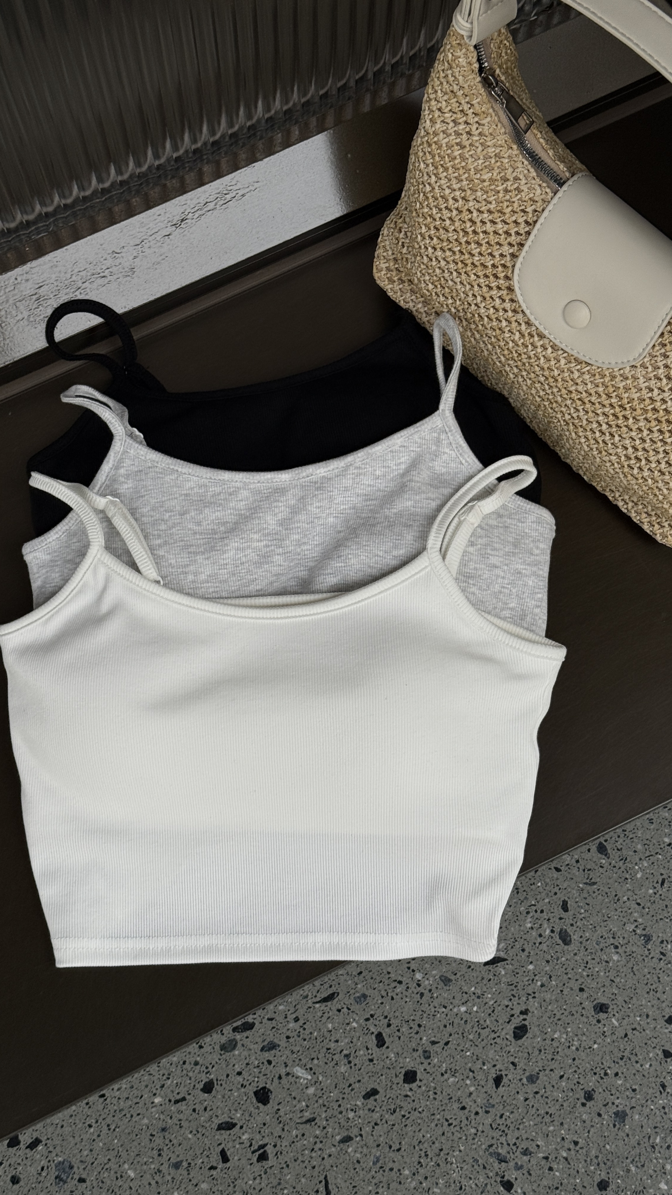 細節感坑條可調節bra top ( 3 colors )