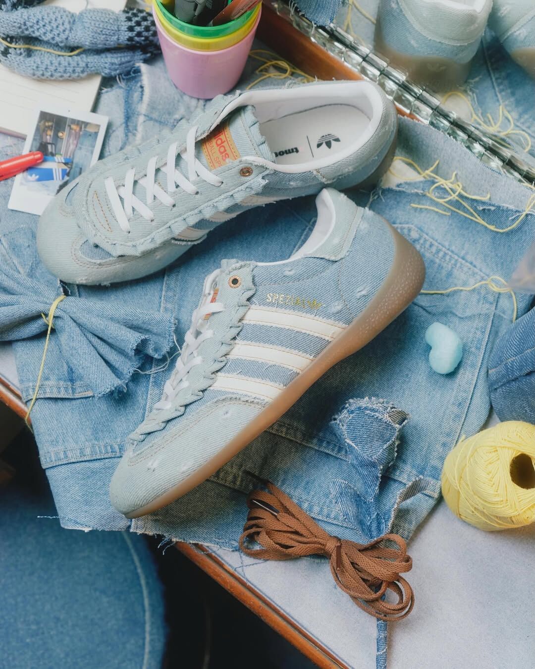 🇯🇵 atoms X ADIDAS HANDBALL SPEZIAL LO PRO "DENIM" 丹寧系列 牛仔 流蘇 毛邊 藏藍 牛仔藍 女鞋 KJ5755 / 預購