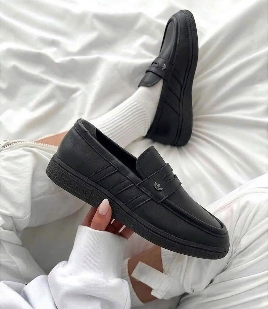 ADIDAS HANDBALL SPEZIAL LOAFER PREM 黑色 全黑 樂福鞋 復古 金屬標 三葉草 男女鞋 KJ5786 / 預購