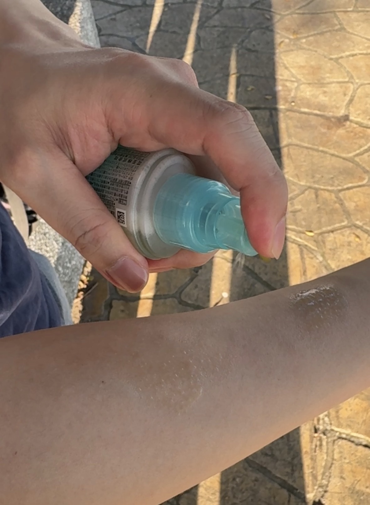 實測Biore 含水防曬水珠噴霧防曬效果