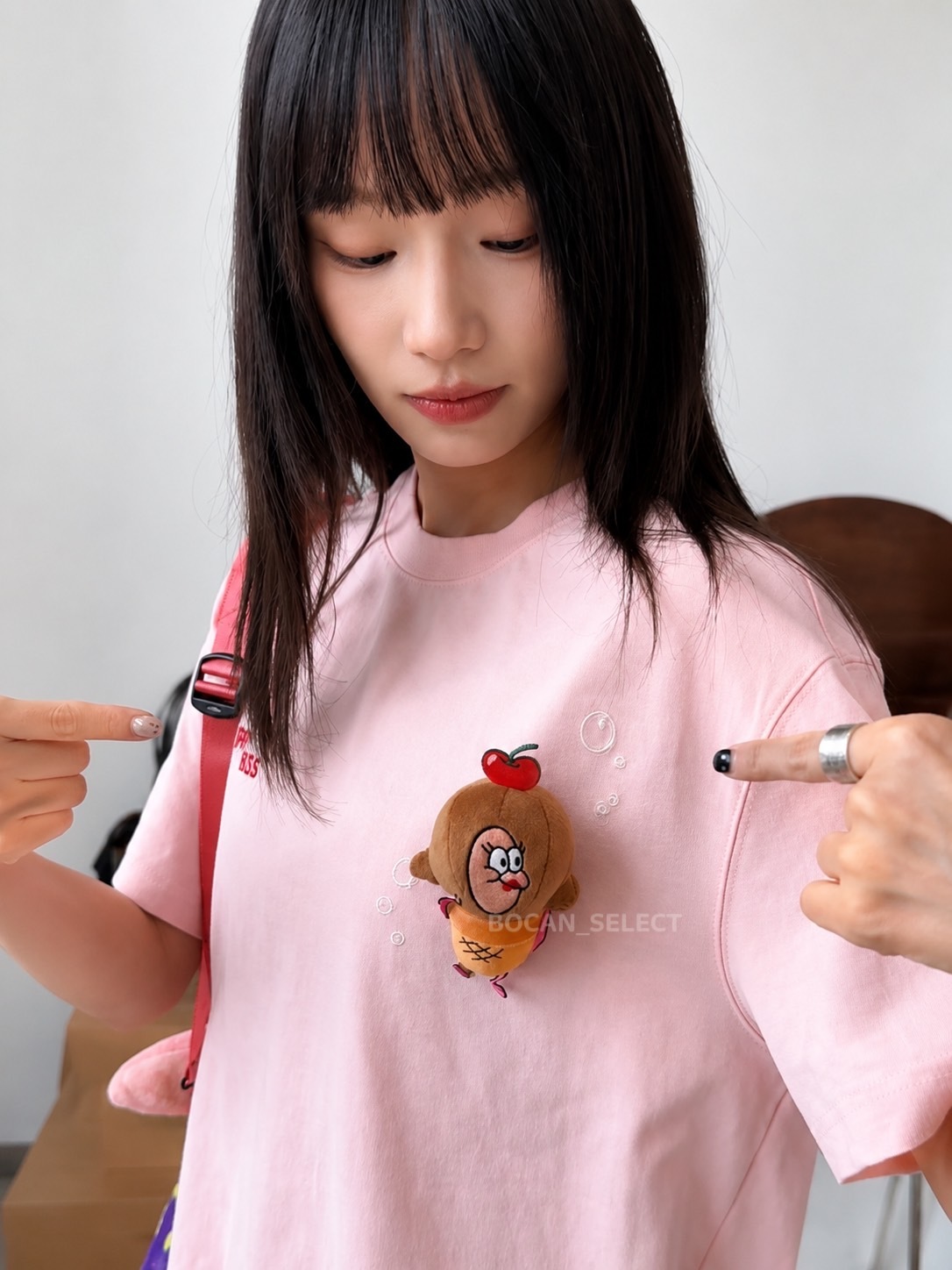 正版授權 海綿寶寶 X WHOOSIS 聯名款 比奇堡居民 魔鬼氈 可拆卸 立體玩偶 短袖