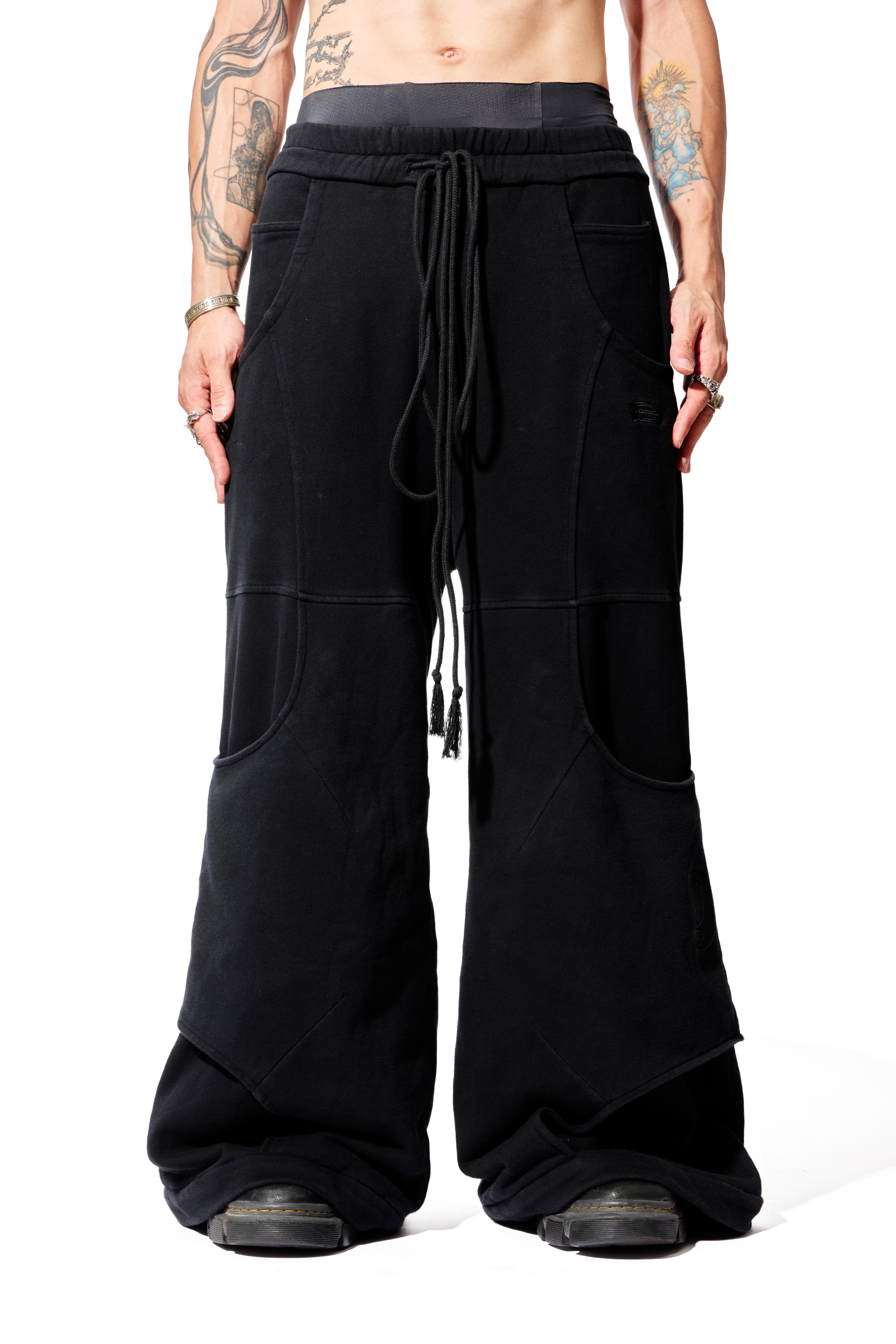 "REMIX IT" Trousers (Black)