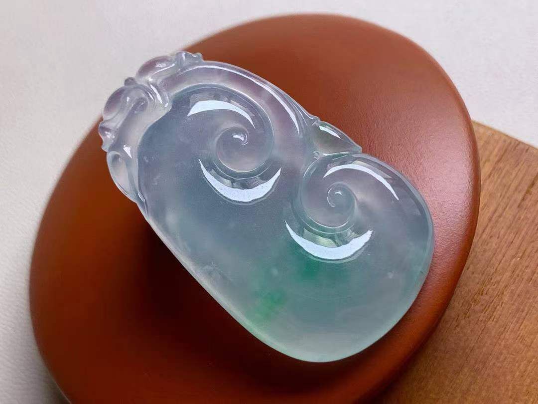 521435 翡翠高冰飄花如意