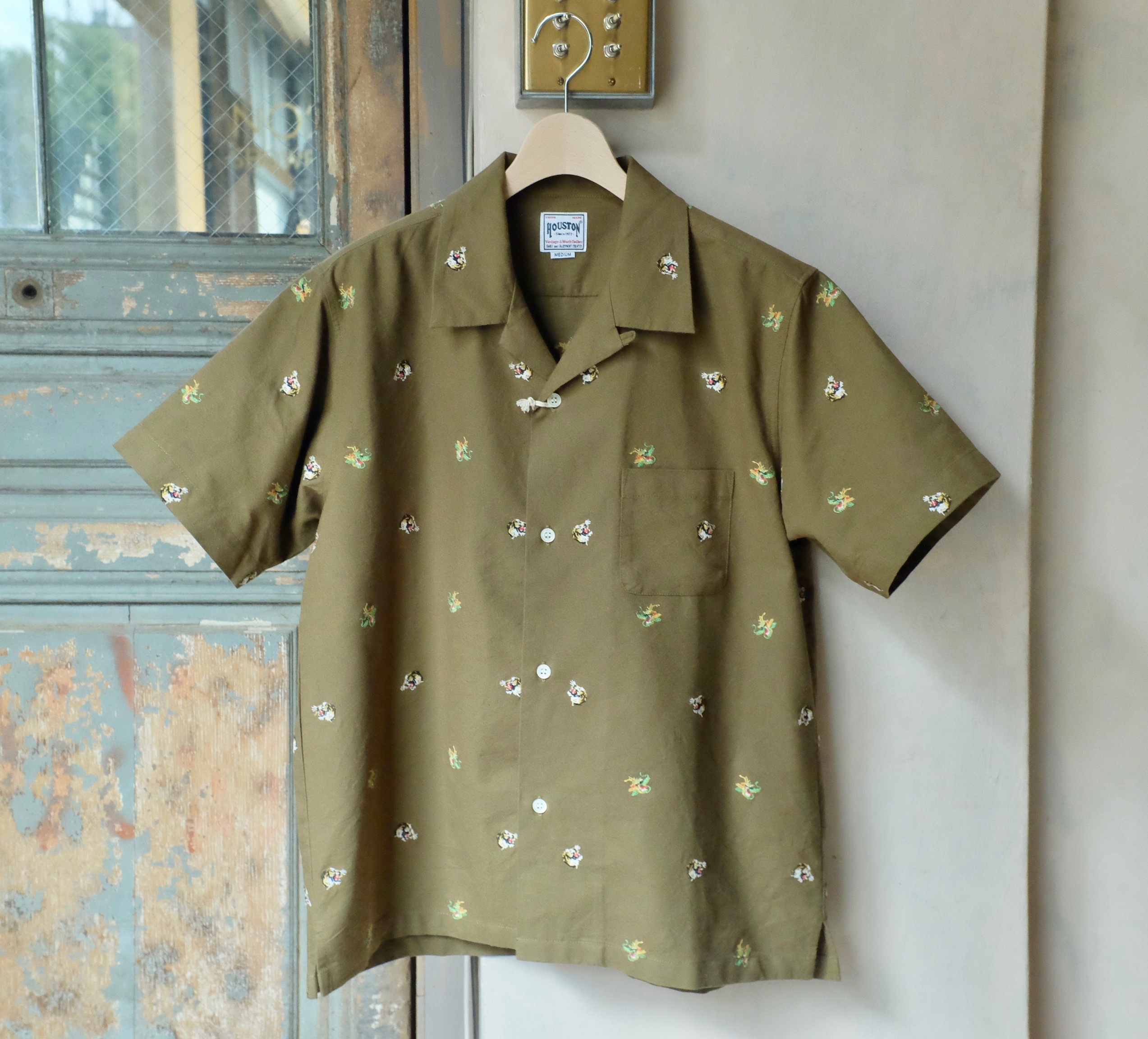HOUSTON OXFORD EMBROIDERY S/S SHIRT (龍虎) Olive