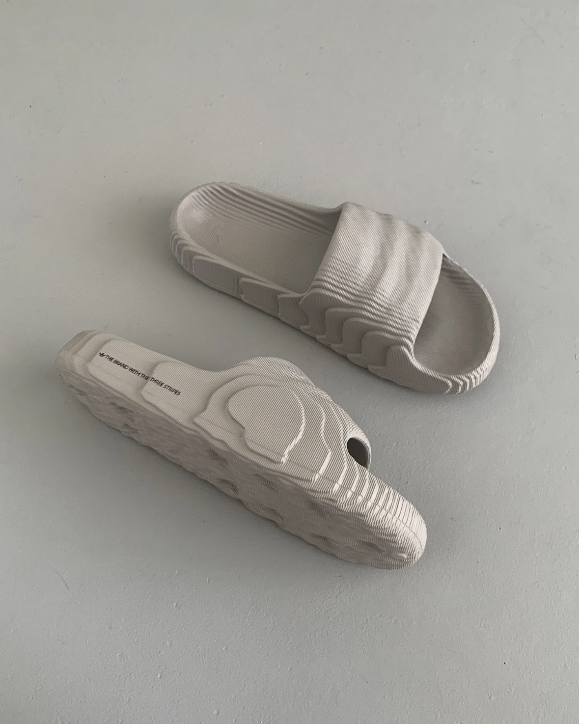 <超殺折扣!!>Adidas Originals Adilette 22 拖鞋 防水 3D 打印 太空 未來 銀灰