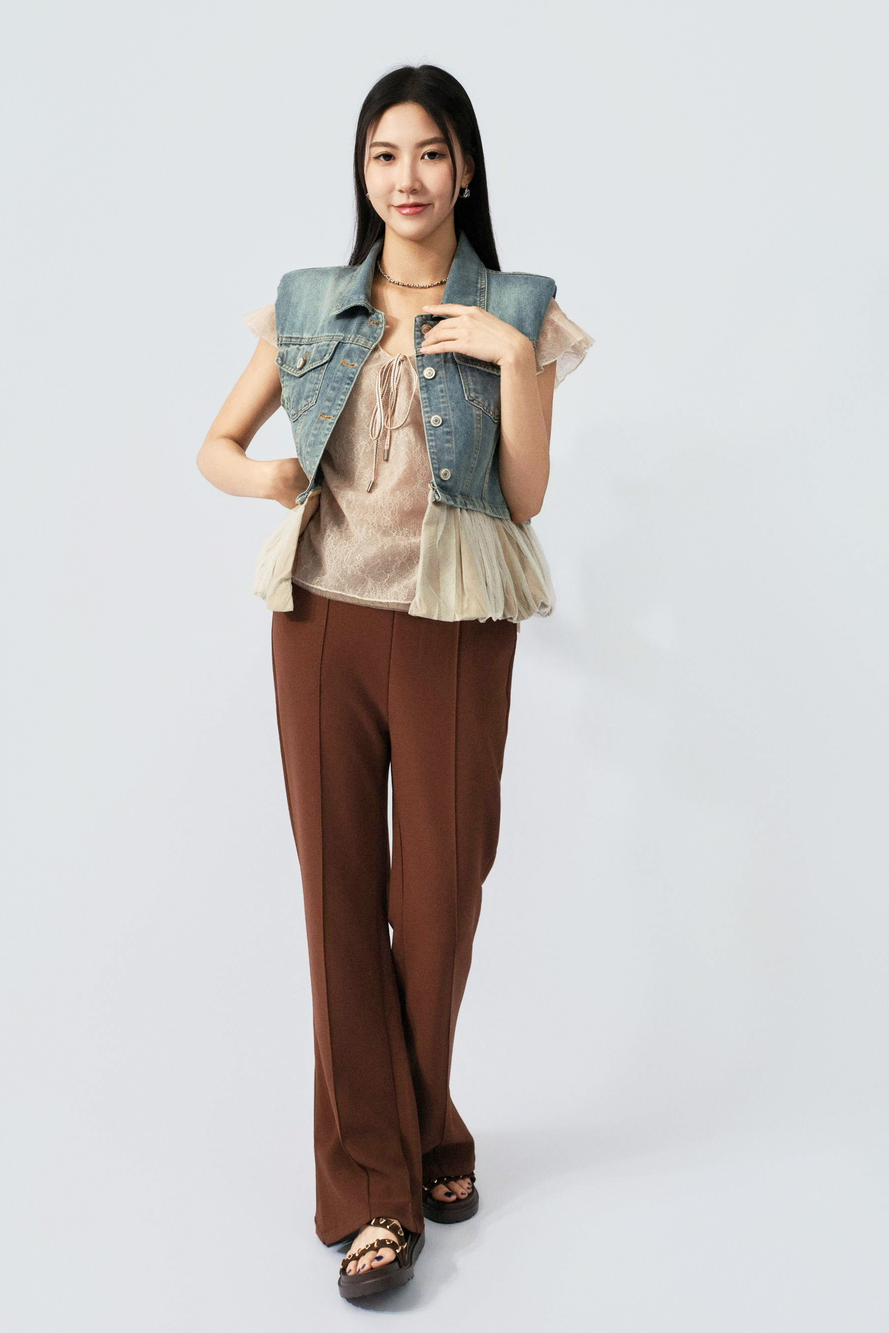 SS26_0272（背心外套＋Top＋長褲）