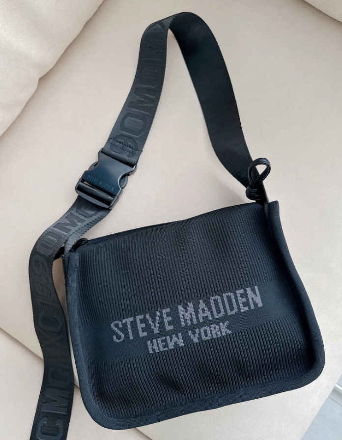 Steve Madden-BNELSON 休閒束口寬帶大水餃包
