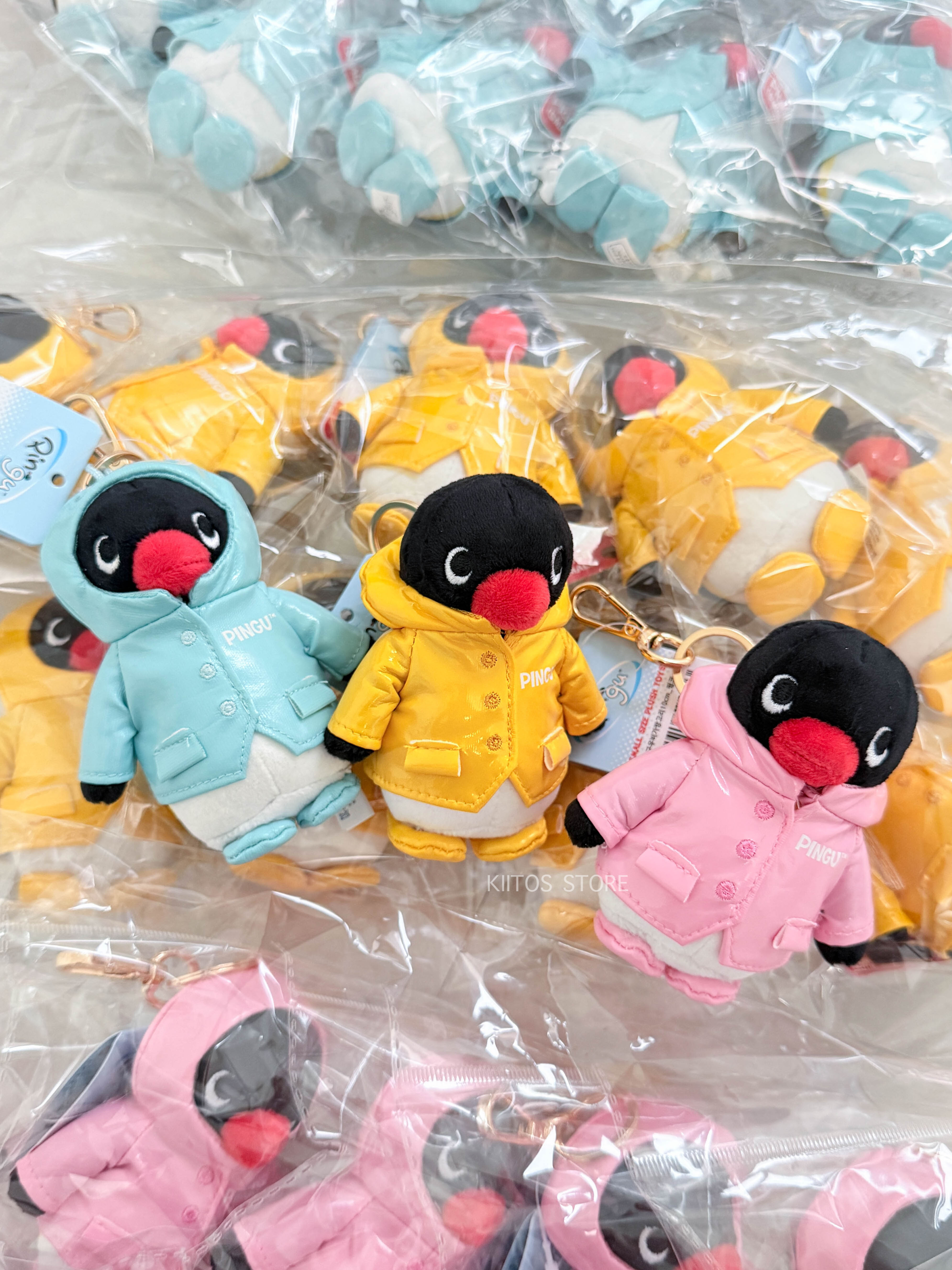 【現貨】韓國 CGV x PINGU 聯名限定 企鵝家族 雨衣 Pingu x CGV Raincoat Pingu Doll Keyring 吊飾