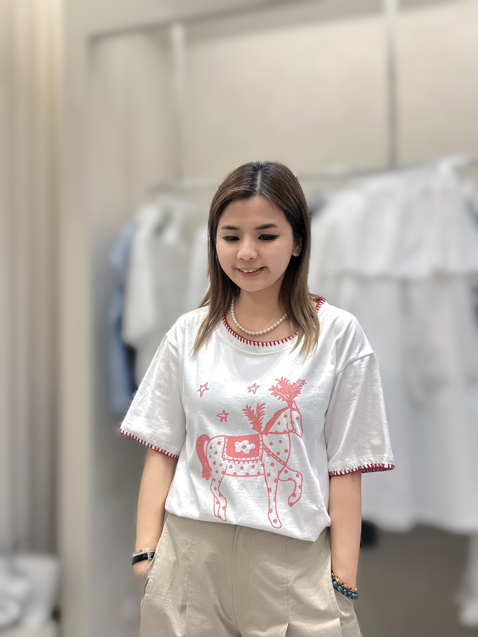 AF21 胸40 長26 $449 (一口價)