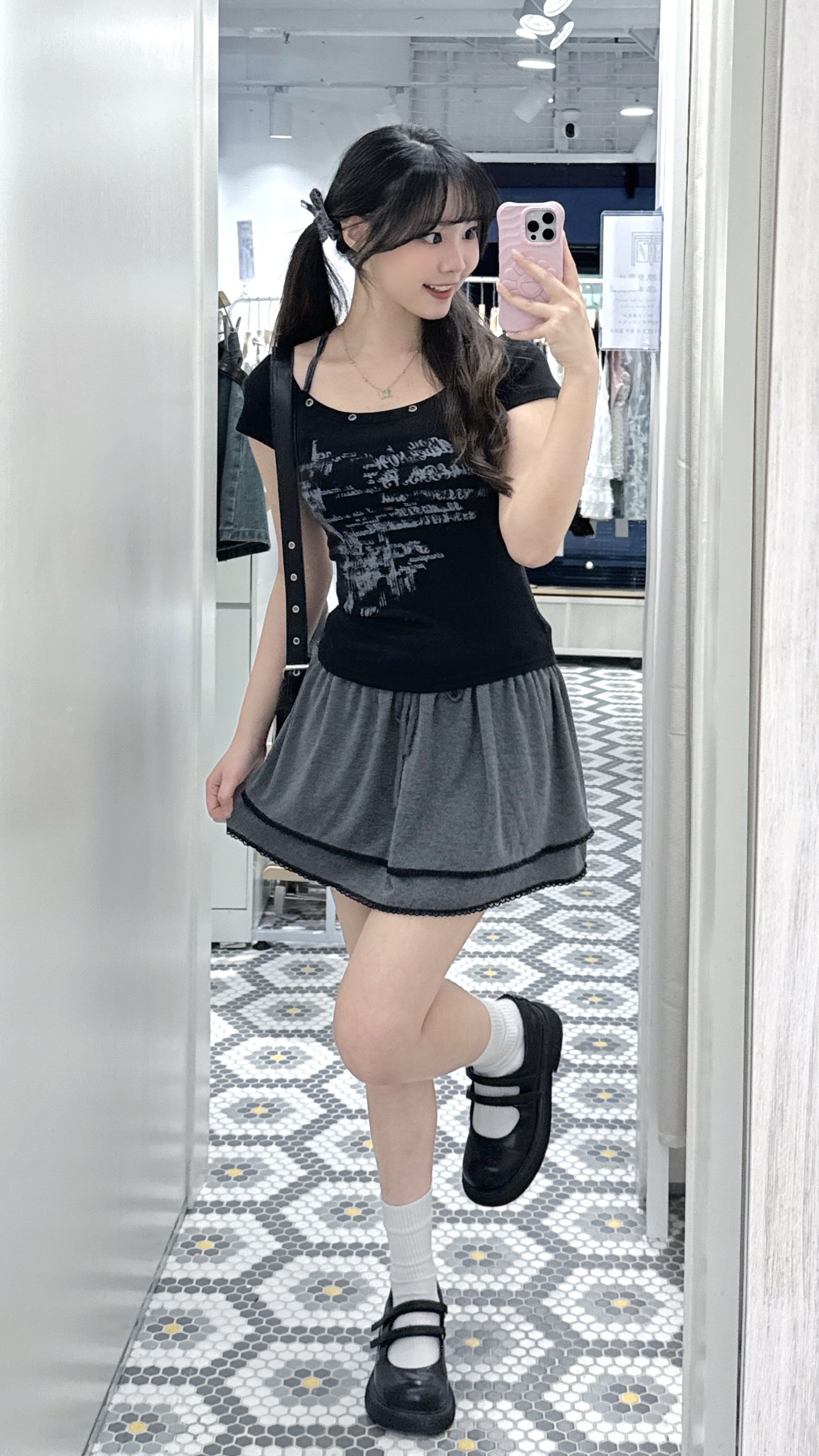 T1531｜廢土風織帶拼接露肩圈扣印花短袖上衣⋆˚࿔