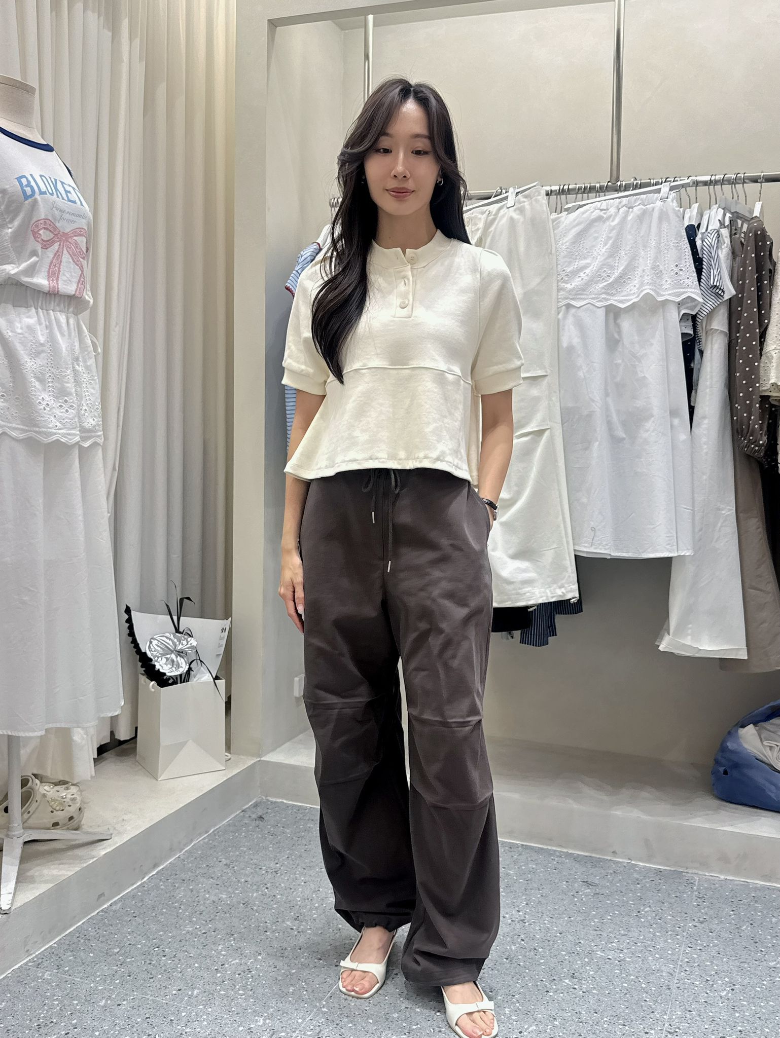 AF32 腰24-34 Hip 42長40.5 $599 (一口價)