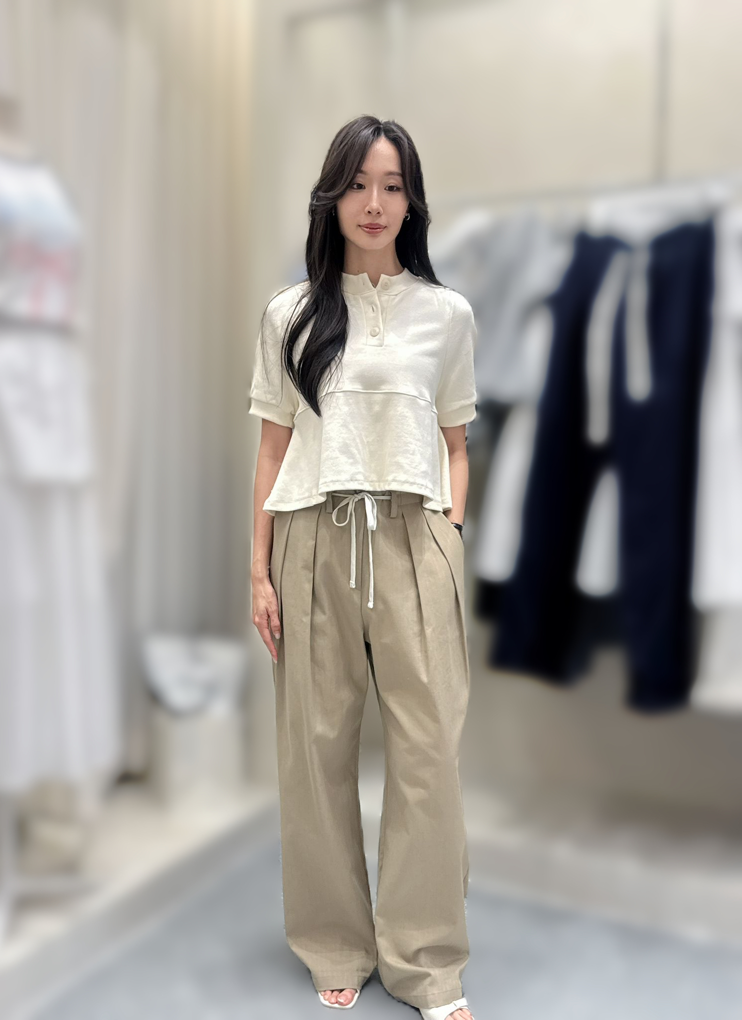 AF34 腰24-35 hip45 長43 $599 (一口價)