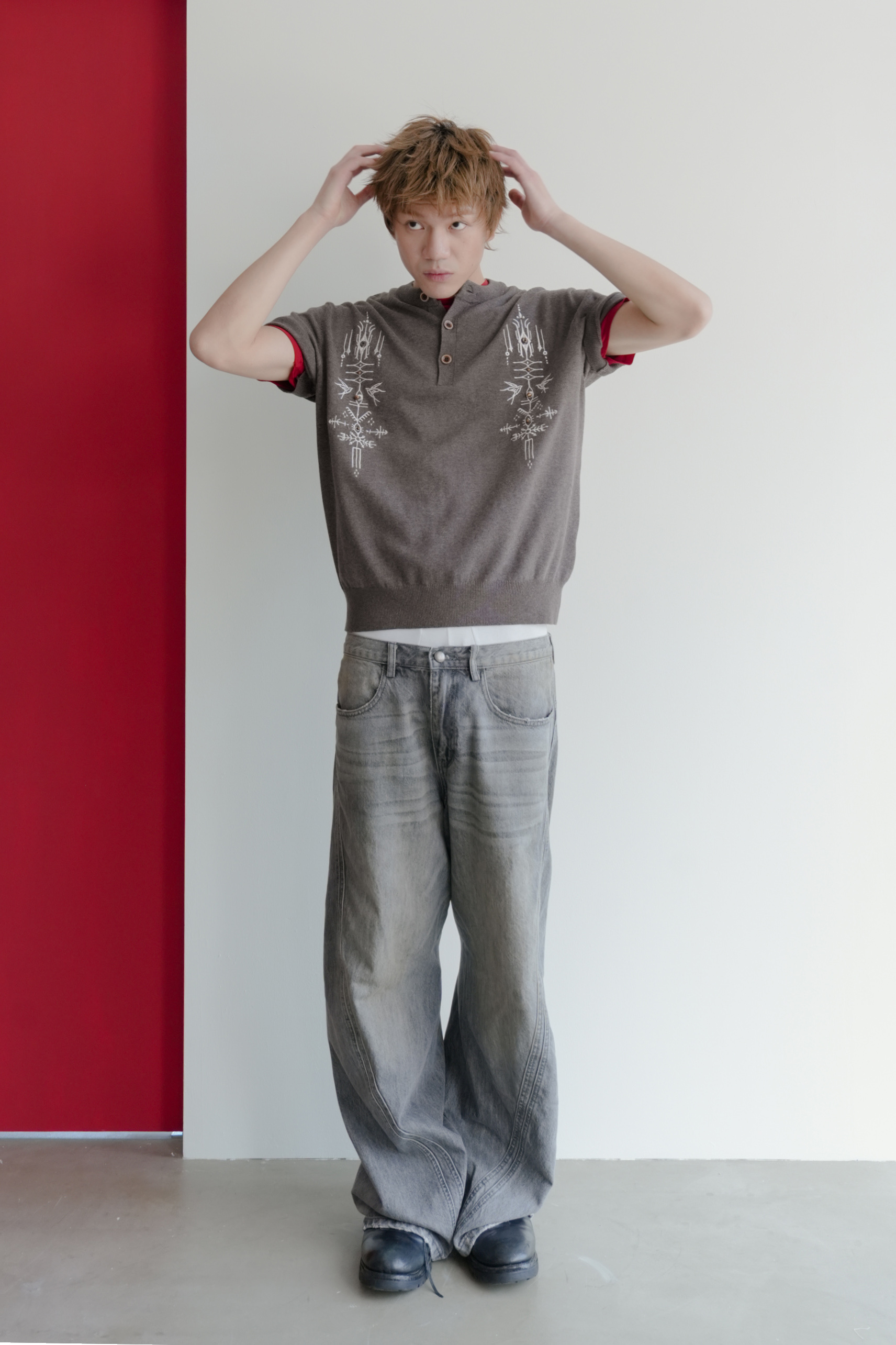 boutonniere short sleeve knit #上衣