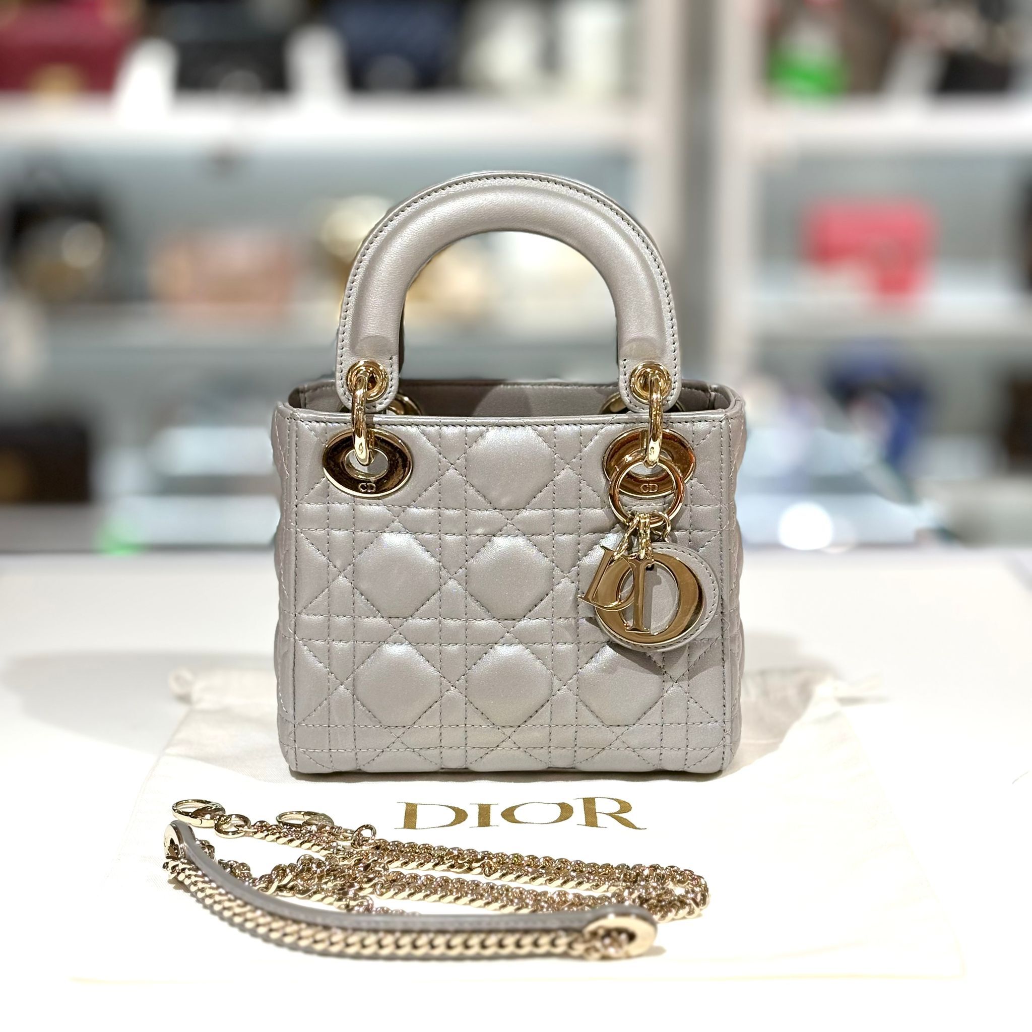 99%NEW二手LADY DIOR Mini Lady Dior Bag  三格銀灰小牛皮淡金扣小號 #迪奧 #香榭站正品