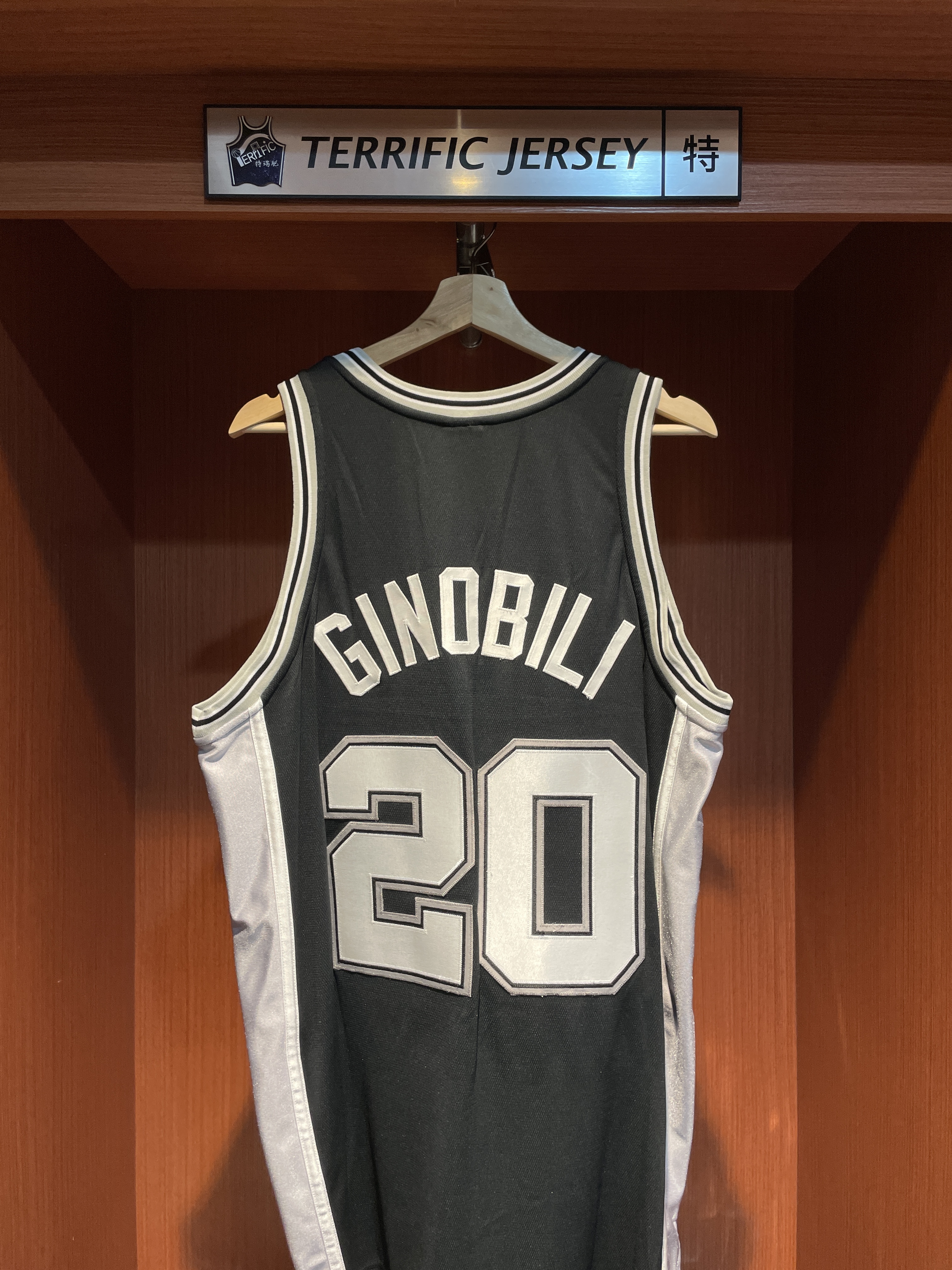 NBA球衣 Manu Ginobili 聖安東尼奧馬刺黑 Nike Authentic 球員版 電繡 全新