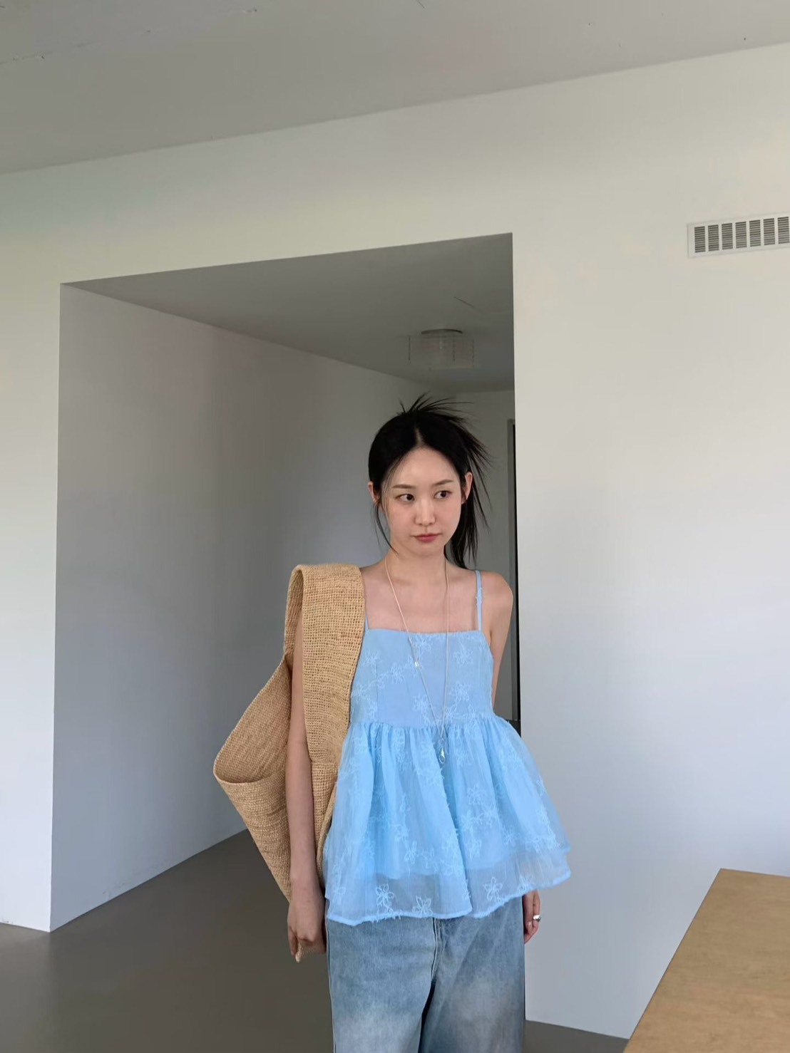 吊帶紗花紋輕紗背心