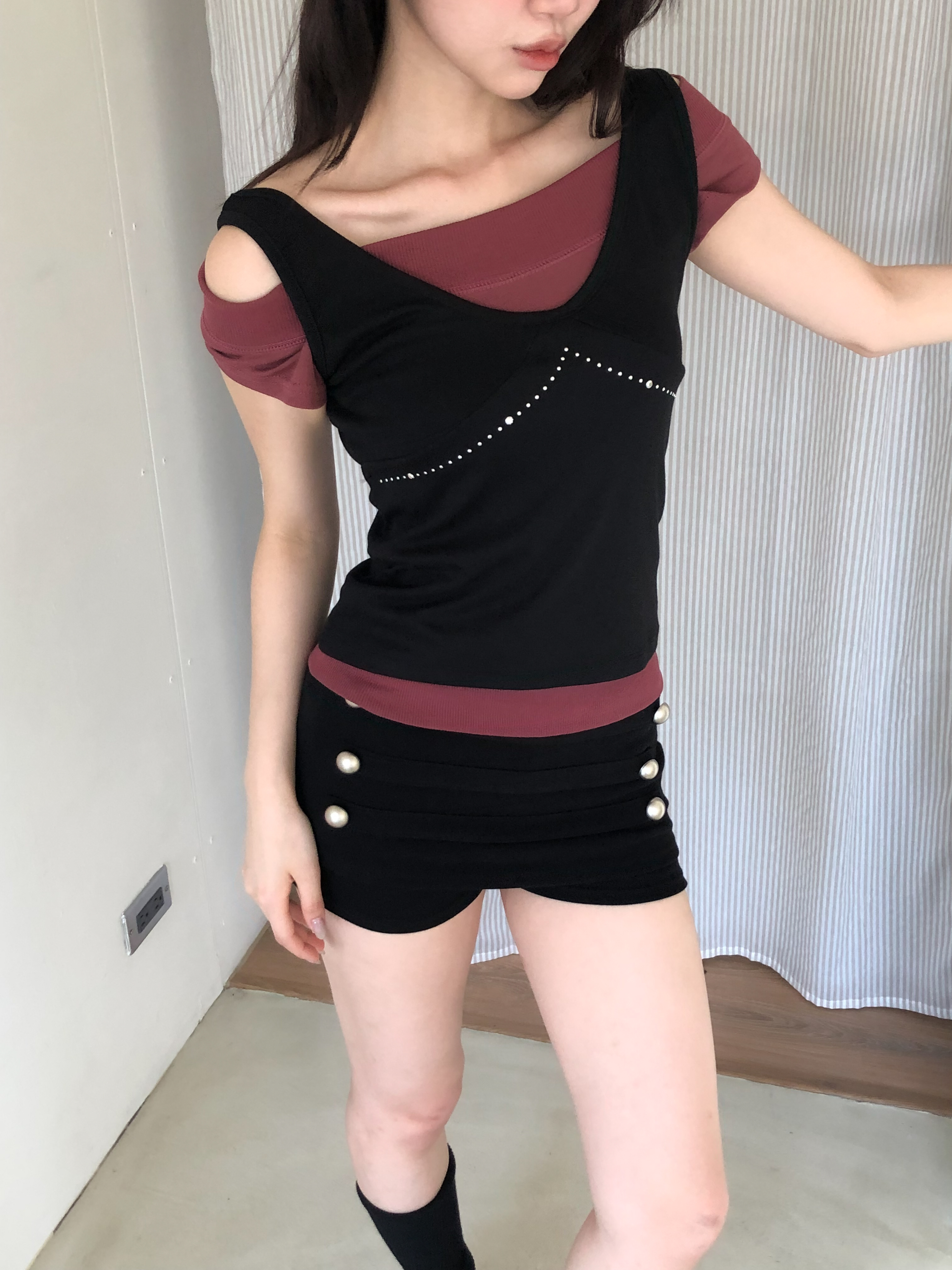 soft u-neck tee #上衣