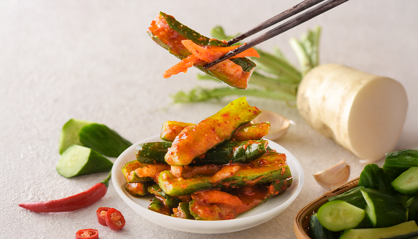 協發行泡菜泡菜黃瓜盤裝,辦公室團購推薦與下酒菜推薦的人氣首選。