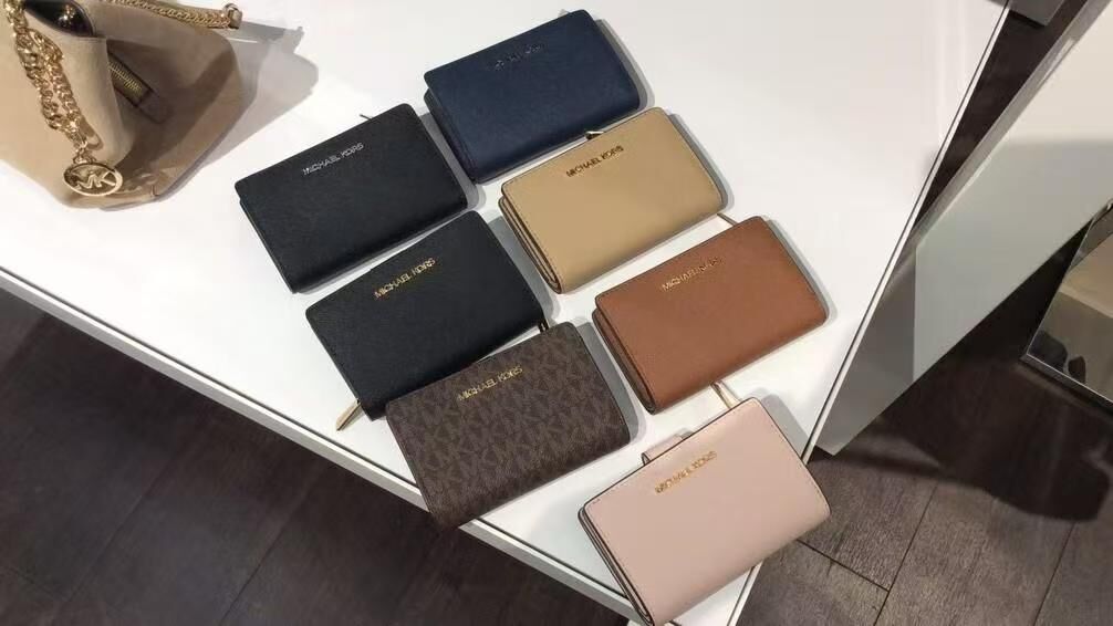 【預購】H061108 Michael Kors 中號銀包