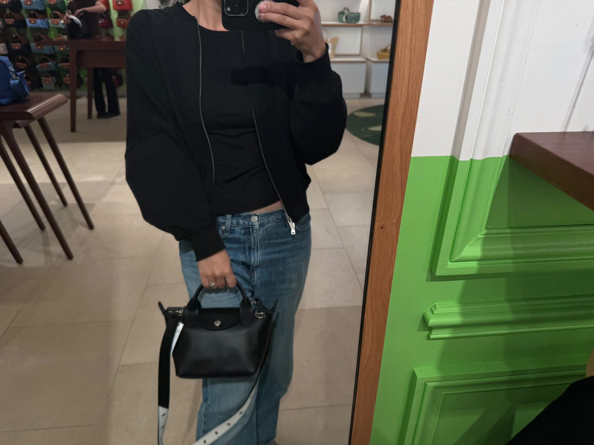 LYS01906 Longchamp Le Pliage Xtra 牛皮水餃袋黑色