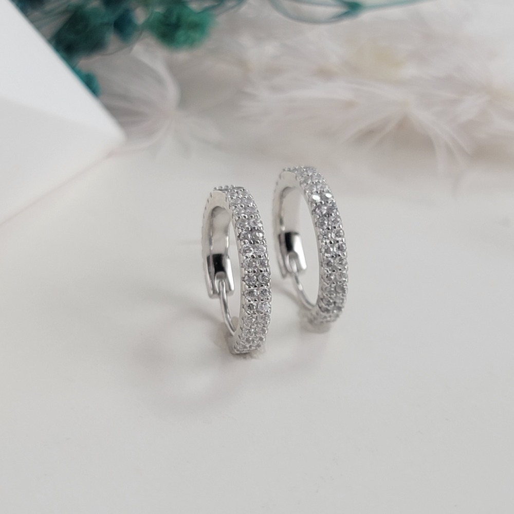 【me.luxe】SV璀璨鋯石圈圈耳環15mm