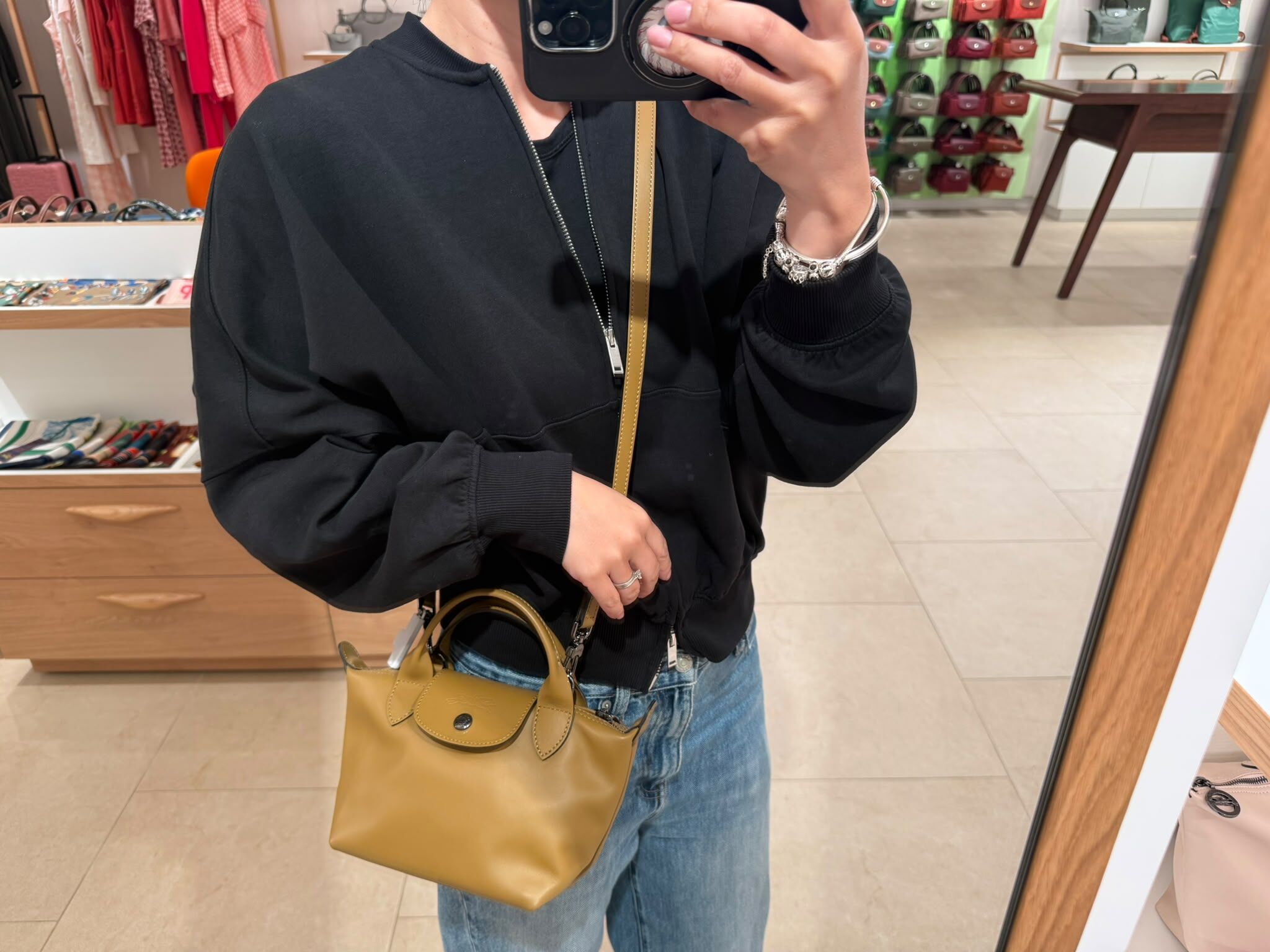 LYS01907 Longchamp Le Pliage Xtra 迷你牛皮水餃袋