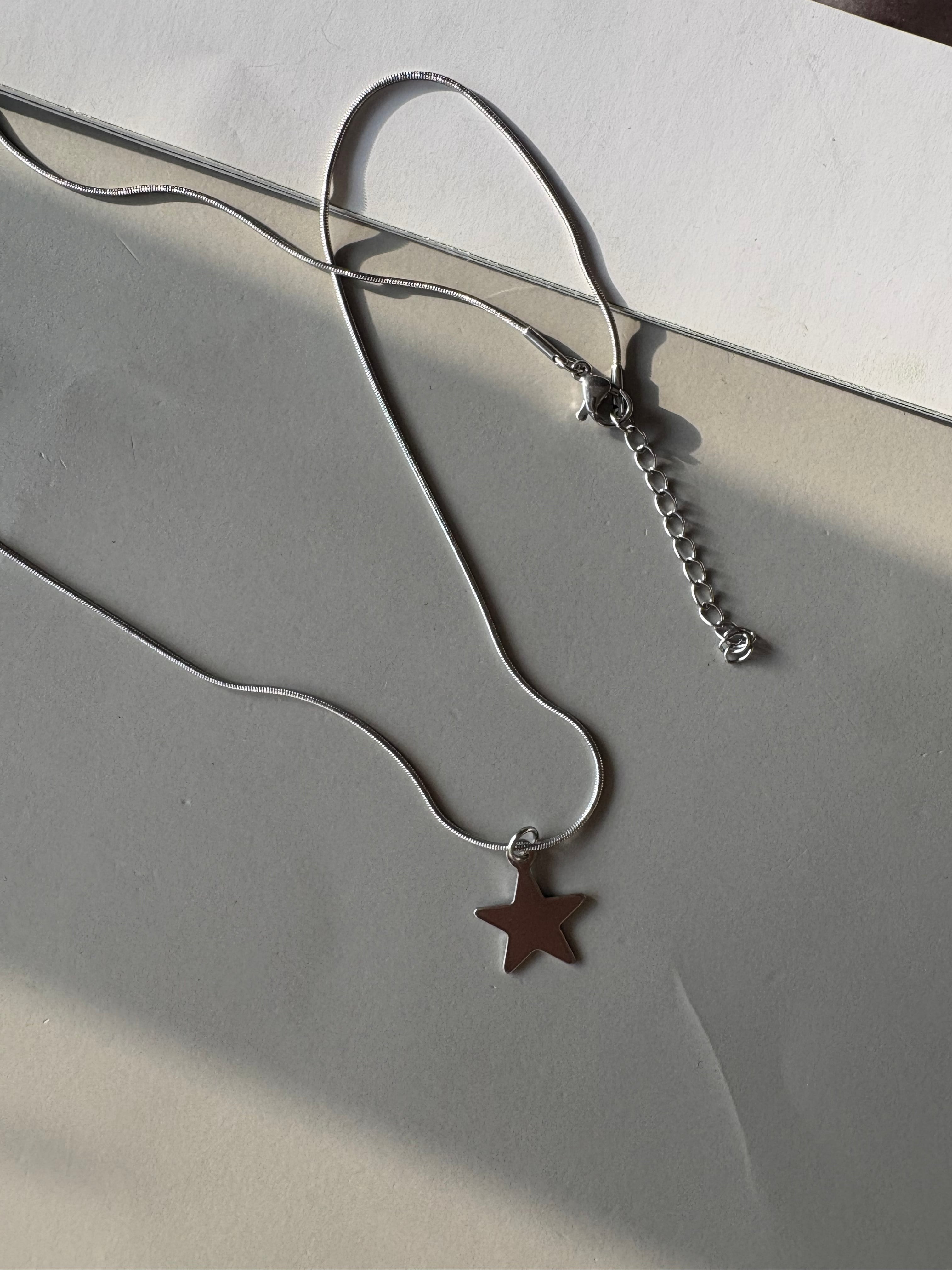 one star necklace
