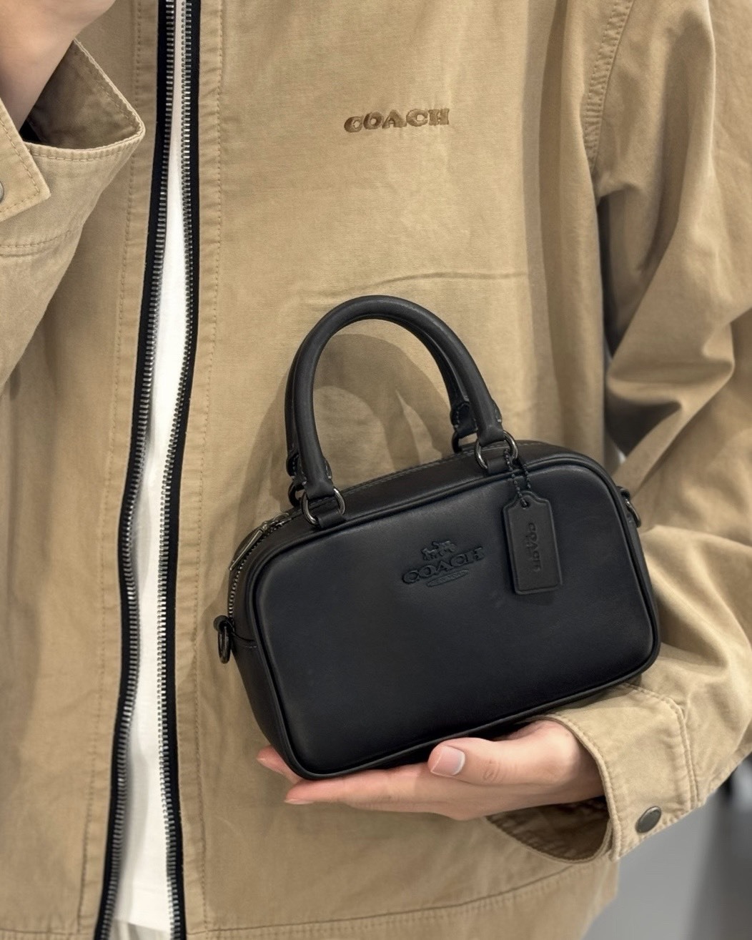 <好miu🖤>Coach Satchel 保齡球包 黑