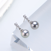 0613AT93-ANOTHERSZHK-PEARLS-海水真多麻三鑽耳釘（B25）