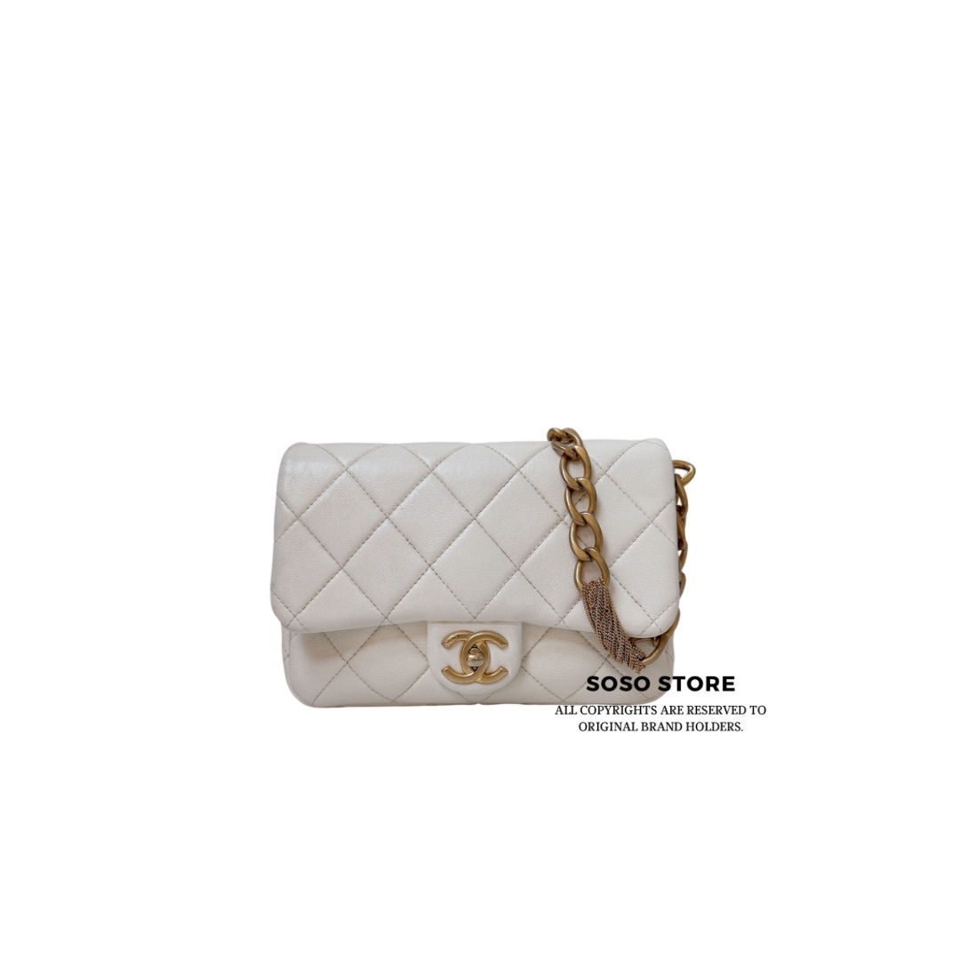 Chanel Chain Shoulder Bag - White / GHW